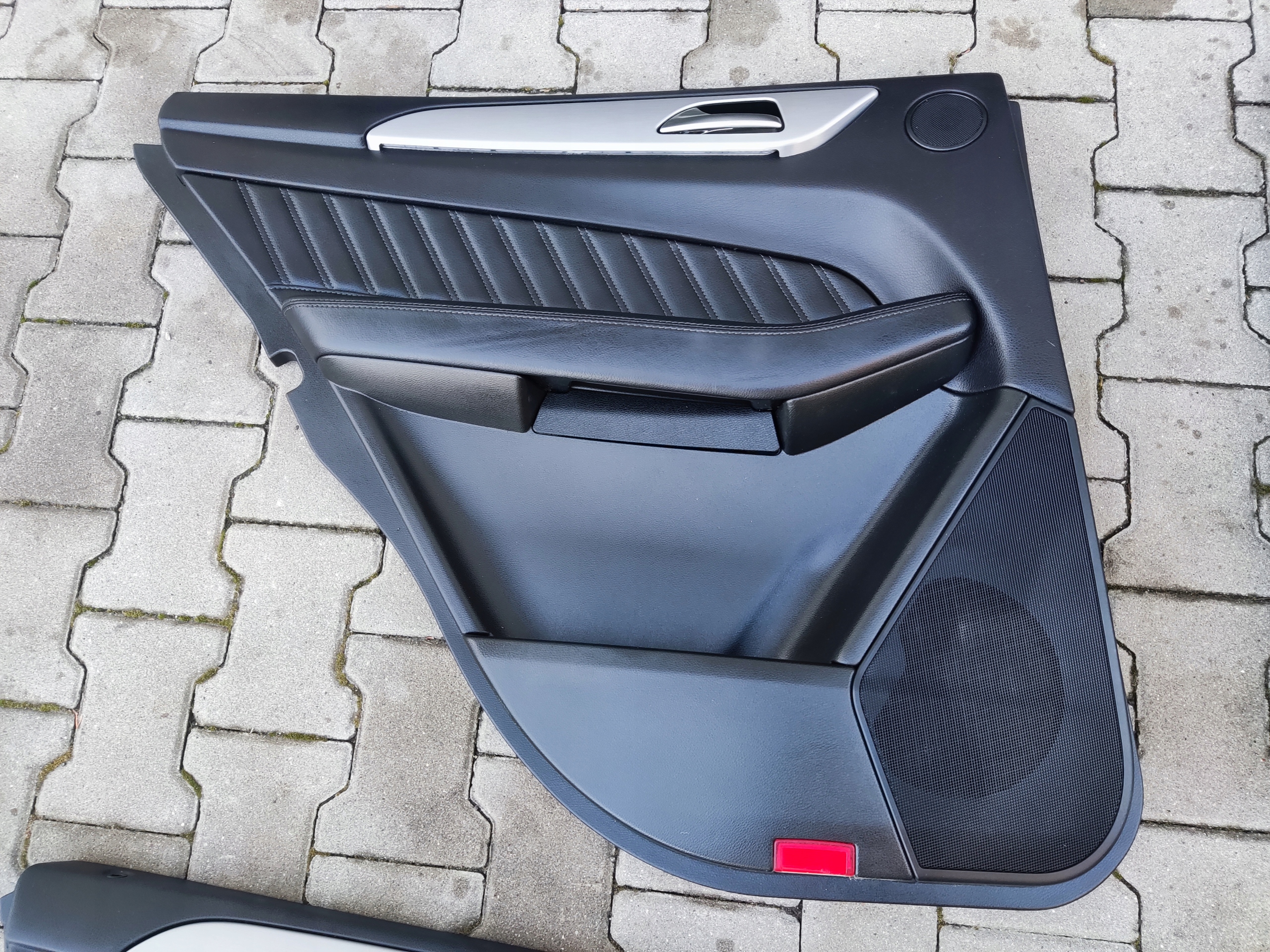 SEDACKA PREDNA ZADNA LAVICA KOŽA TAPACIRY MERCEDES GLE I W166 166 15-19