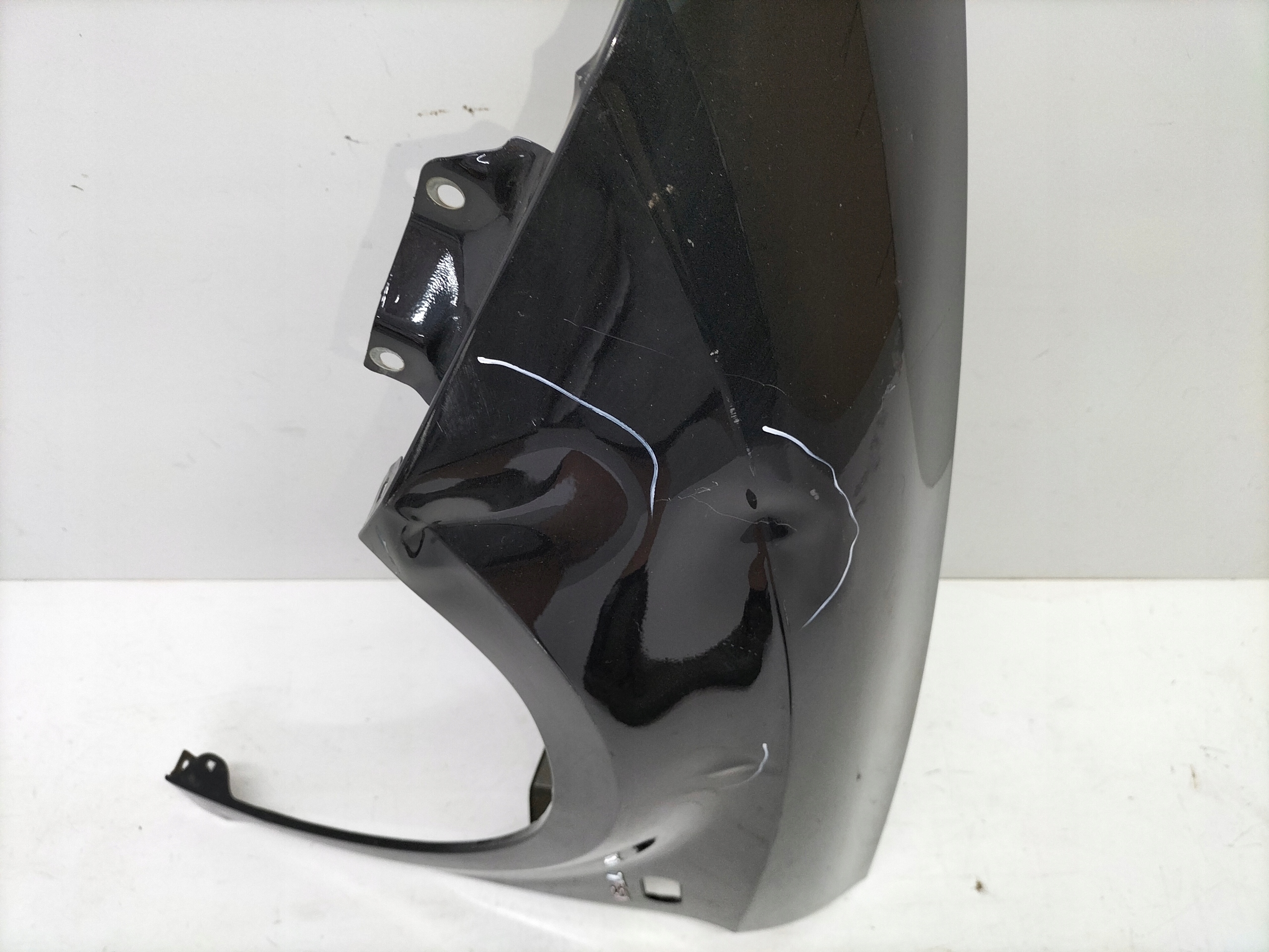 ĽAVÝ PREDNÝ BLATNÍK SEAT LEON II 1P0 05-12