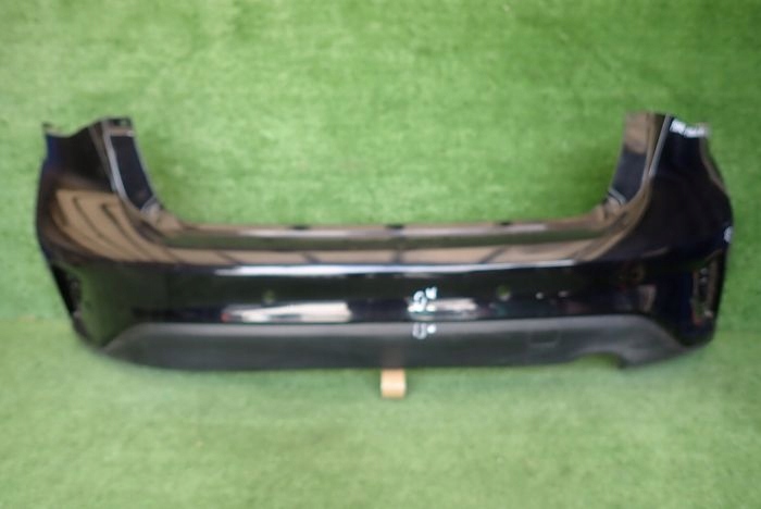 FORD FOCUS MK4 IV HB 18- ZADNÝ NÁRAZNÍK