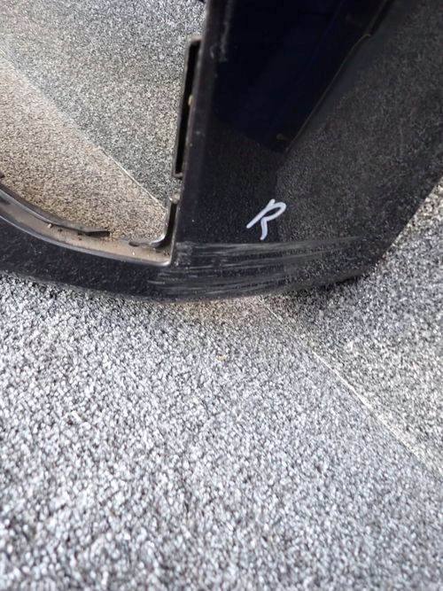 BMW G30 G31 5 LIFT 20- PREDNÝ NÁRAZNÍK