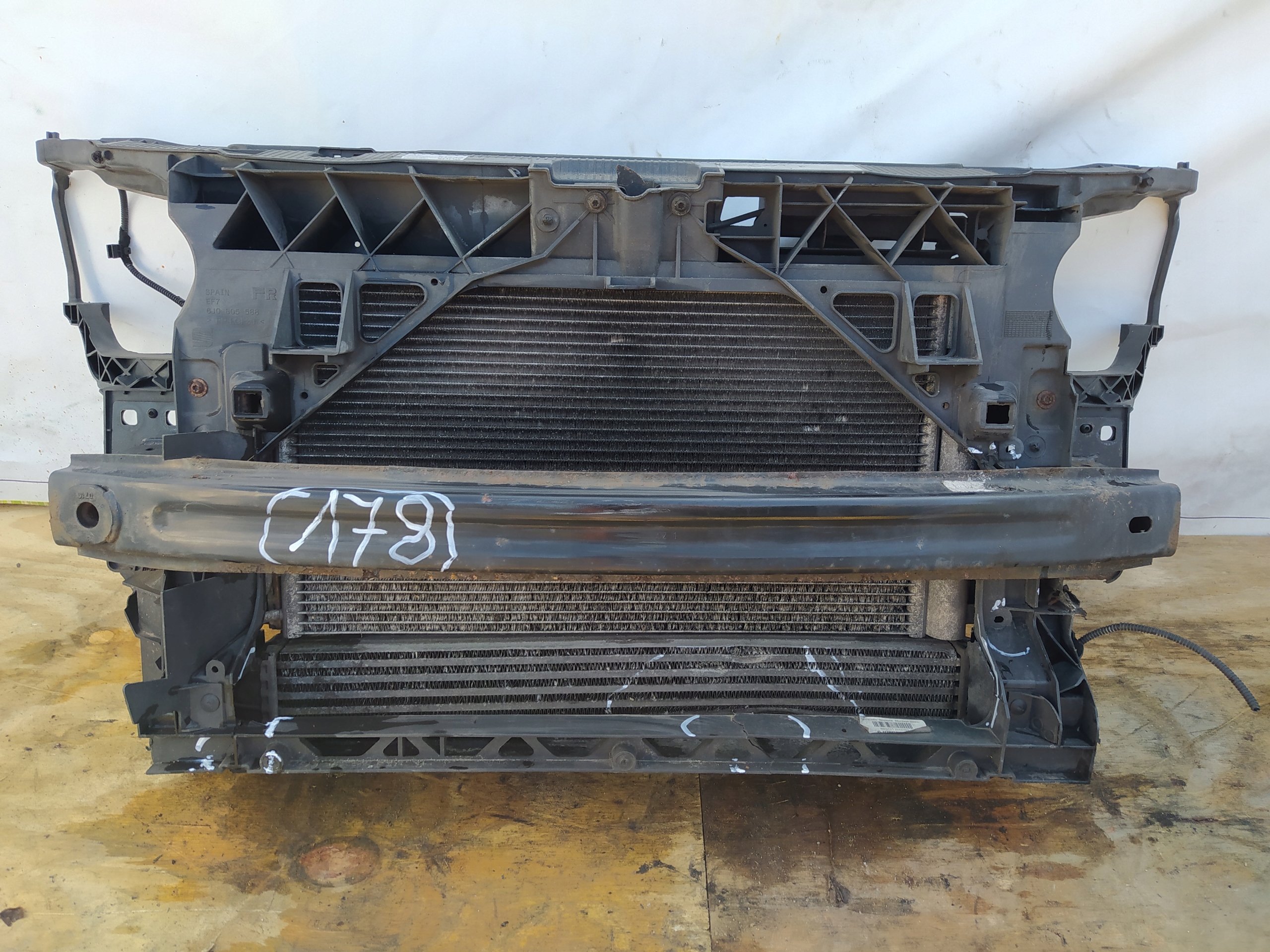 SEAT IBIZA 6J 1.6 TDI 6J0805588 PREDNÉ ČELO