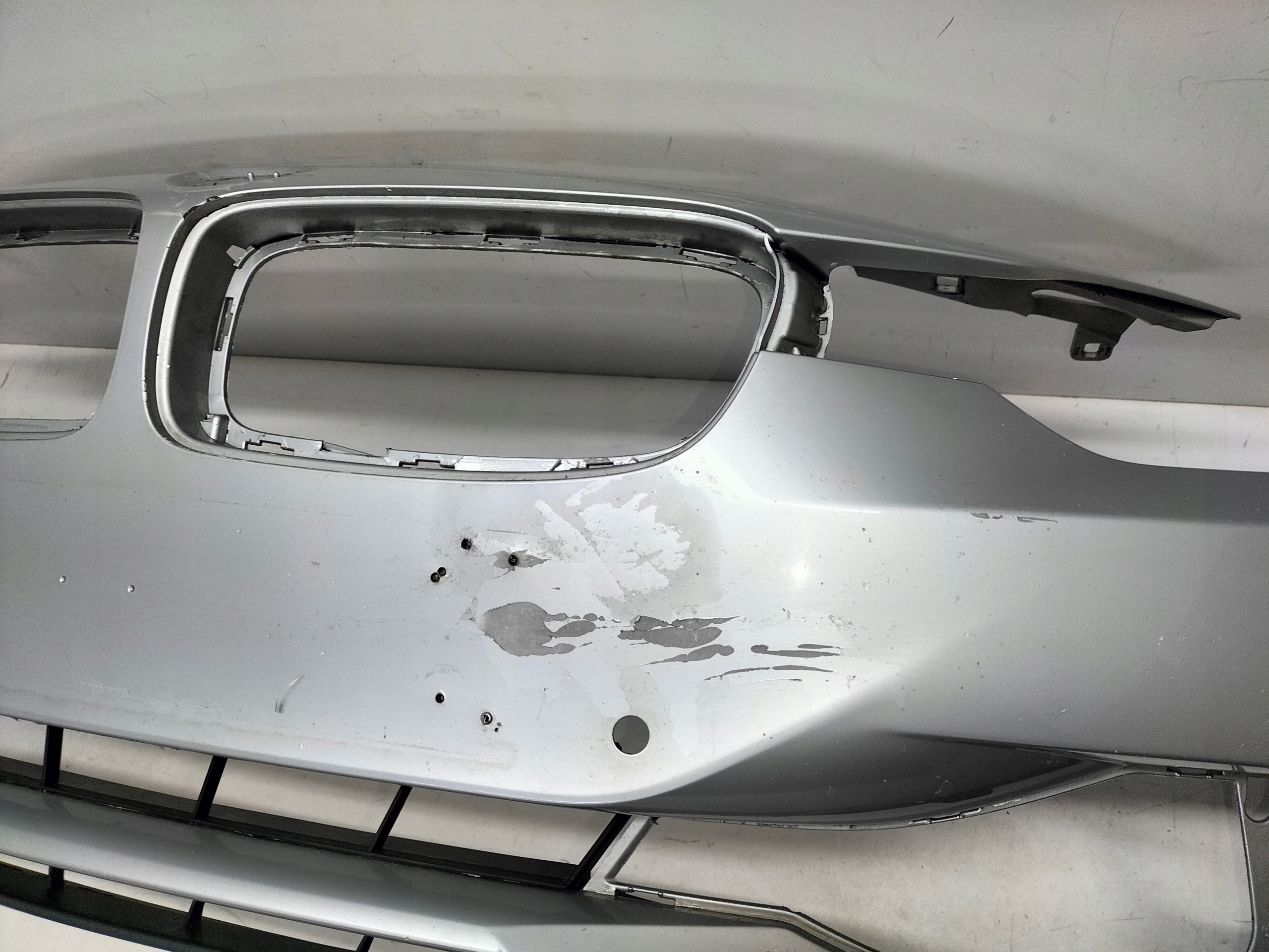 PREDNÝ NÁRAZNÍK BMW 3 F30 12-15