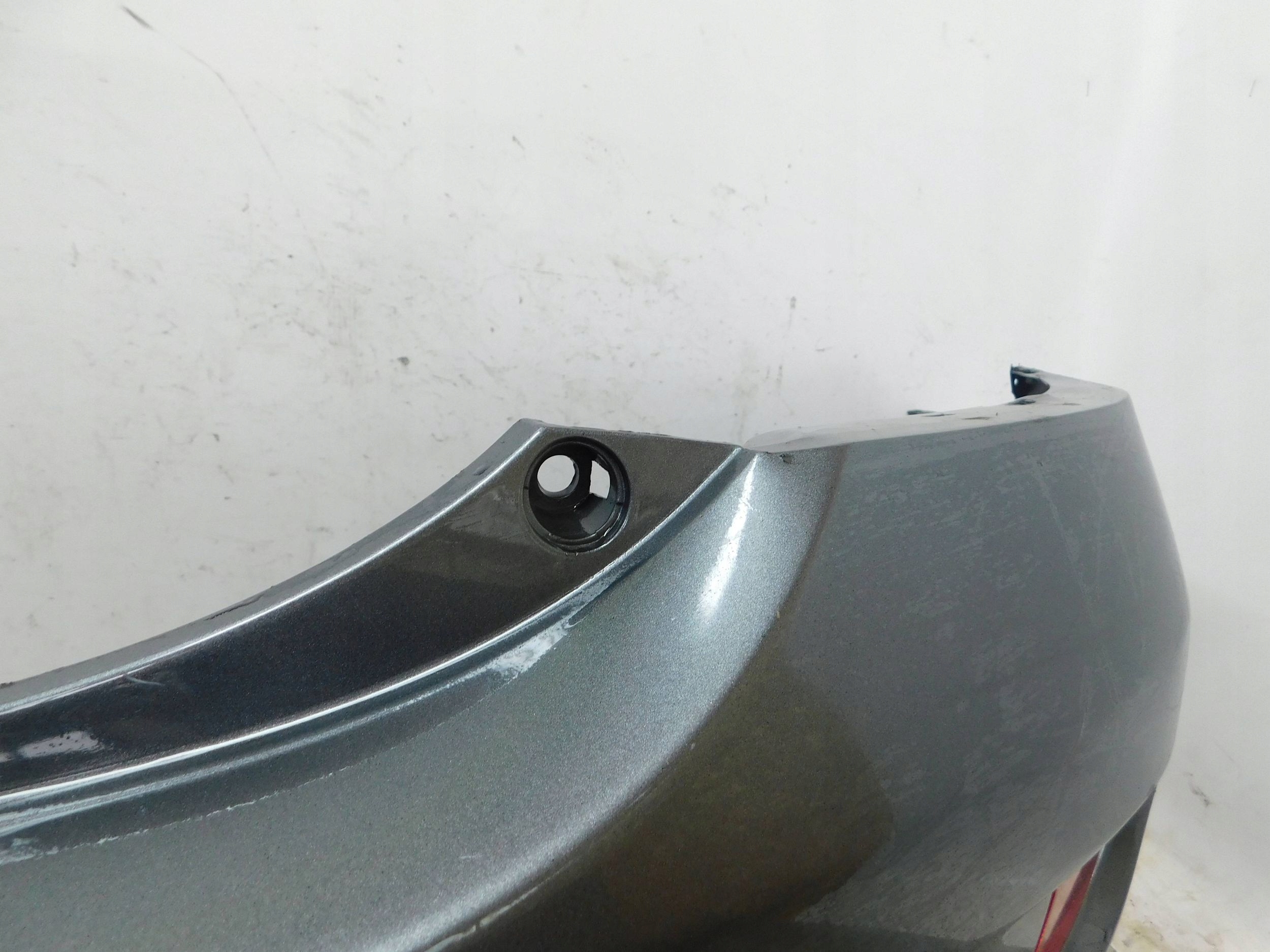 ZADNÝ NÁRAZNÍK HONDA CIVIC VII 5D HB LIFT 04-