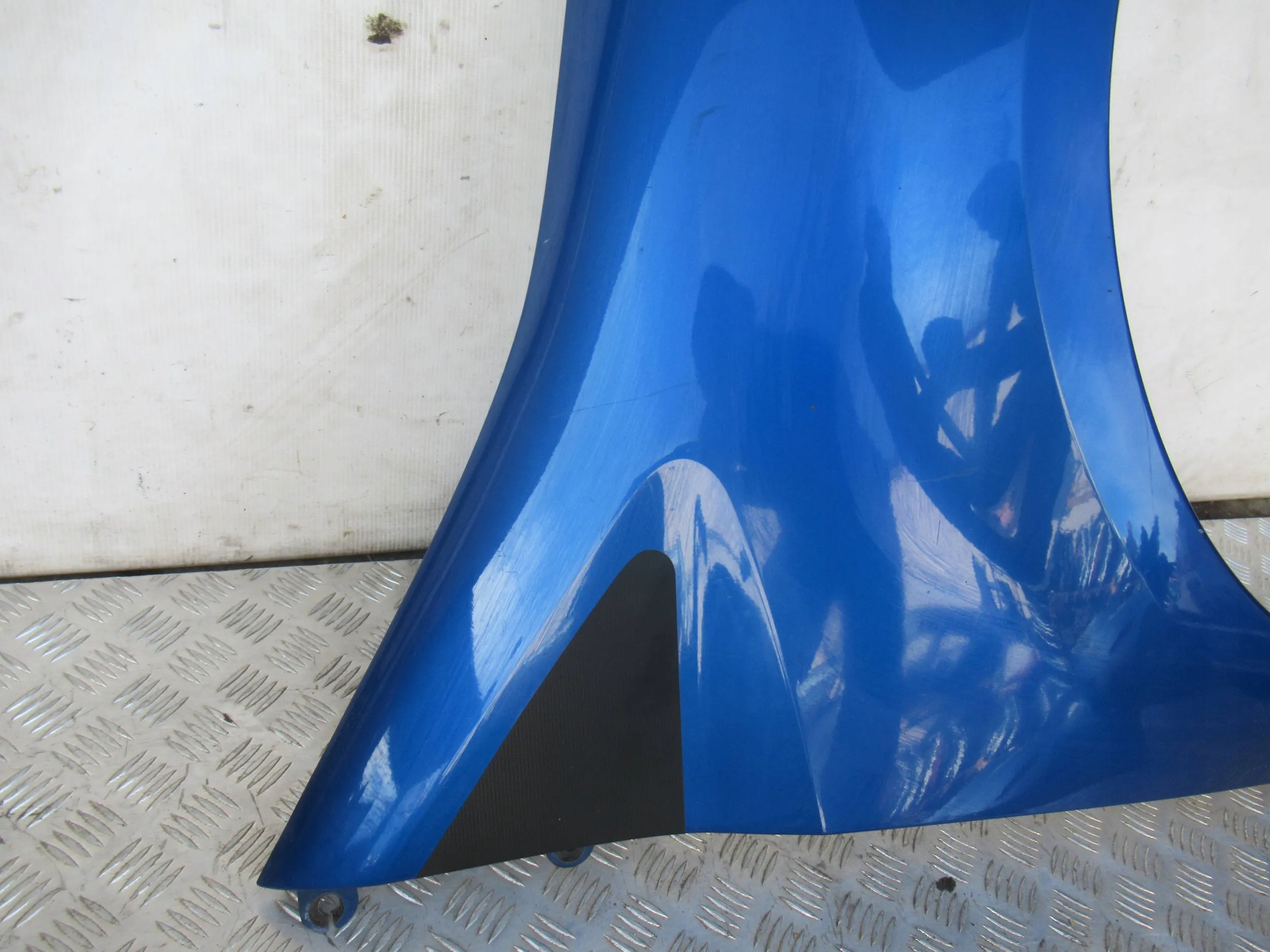 BLATNIK PREDNÝ PRAVY RENAULT MODUS LIFT 08-