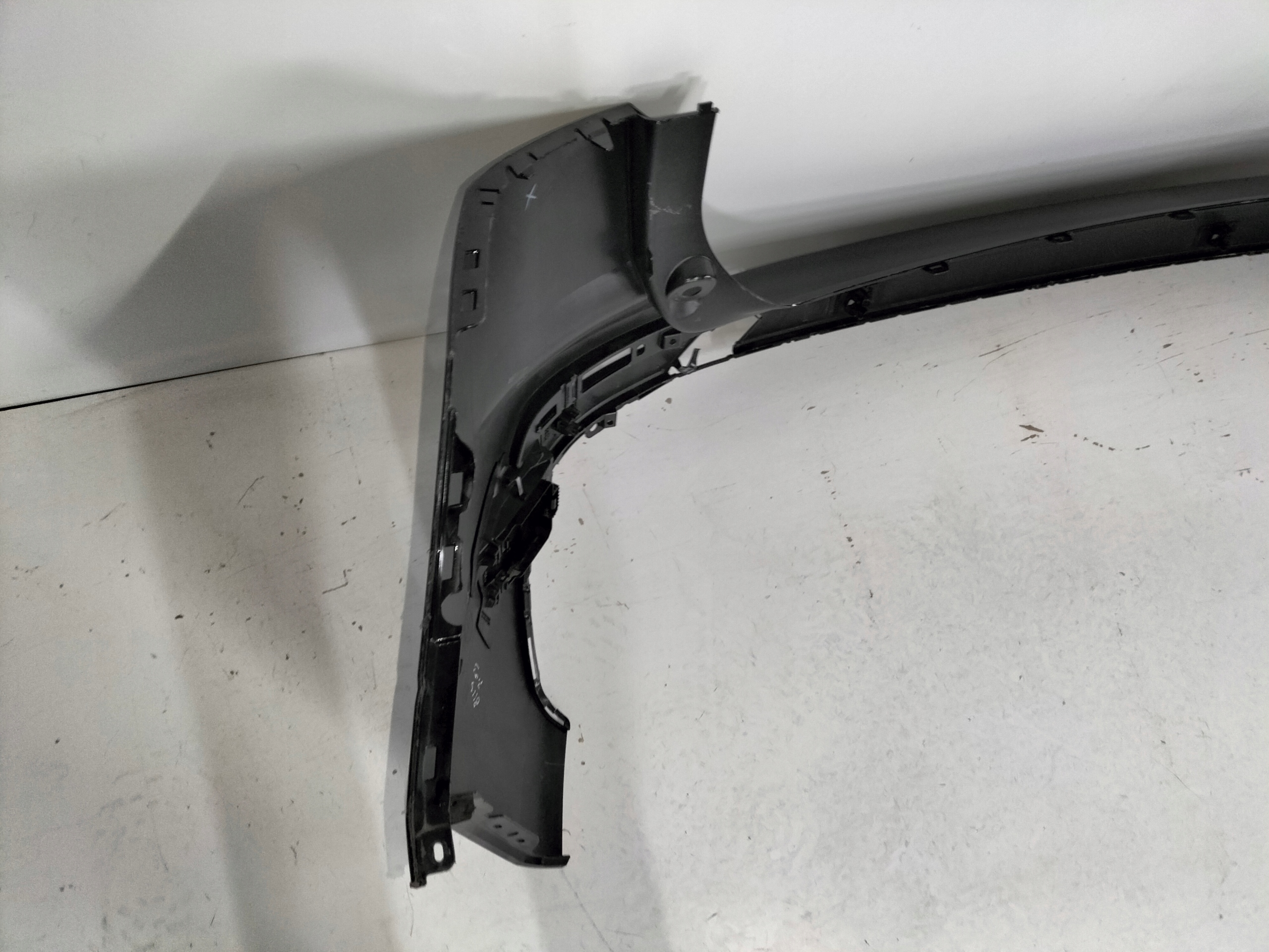 ZADNÝ NÁRAZNÍK VOLVO XC60 II 17-