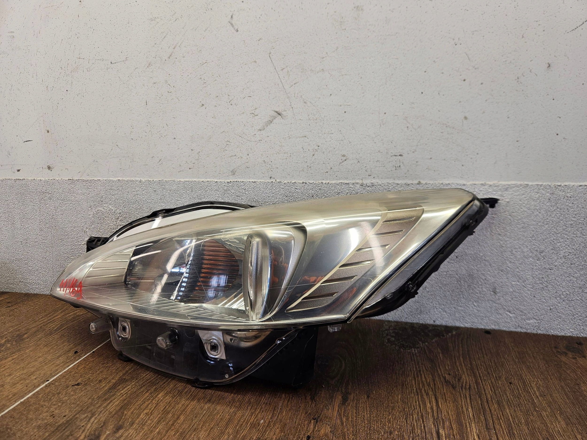 Peugeot 508 9678393180 PREDNÝ LAVY LAVE PREDNE SVETLO