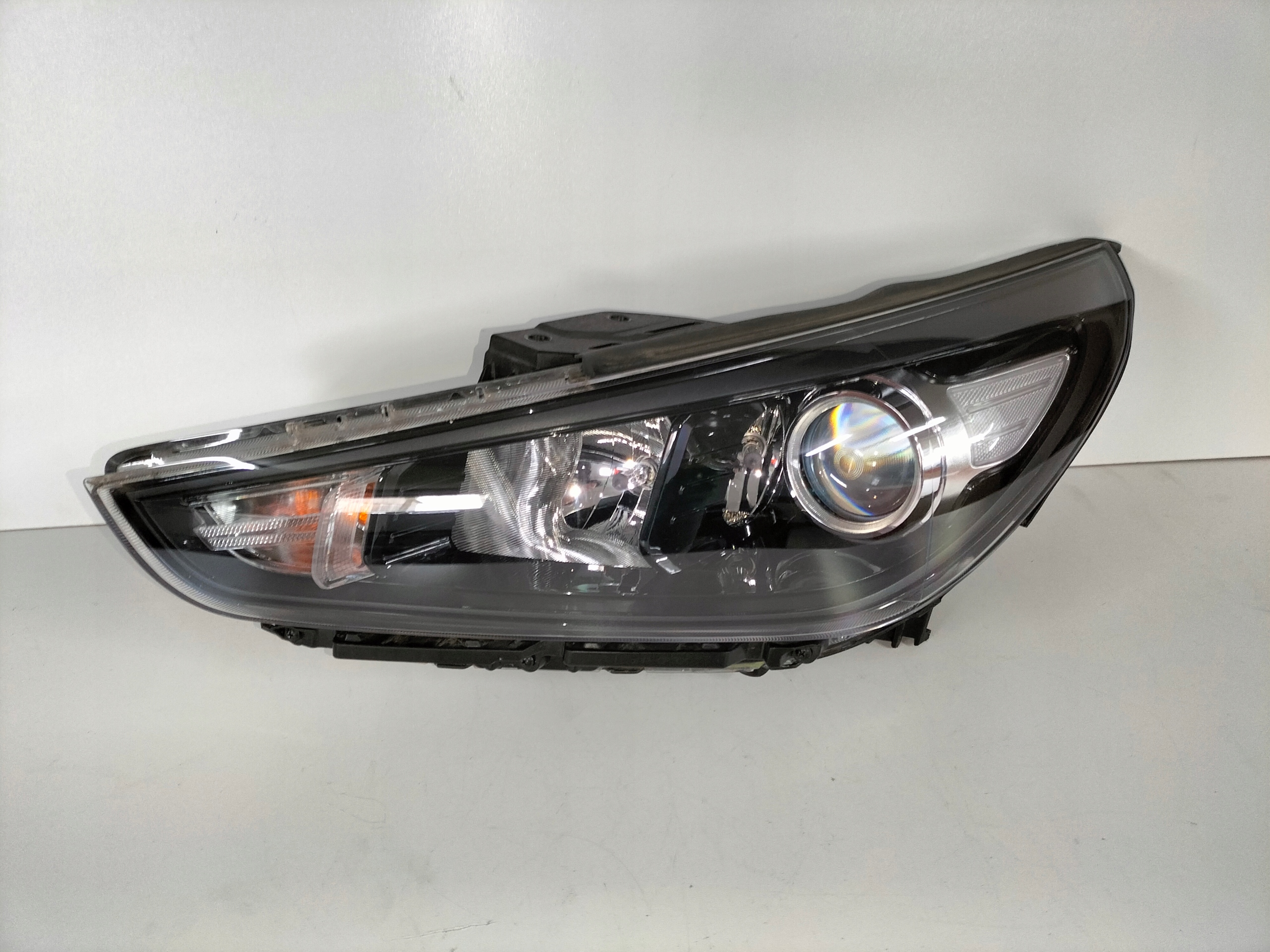 LAVE PREDNE SVETLO HYUNDAI I30 III 17-20