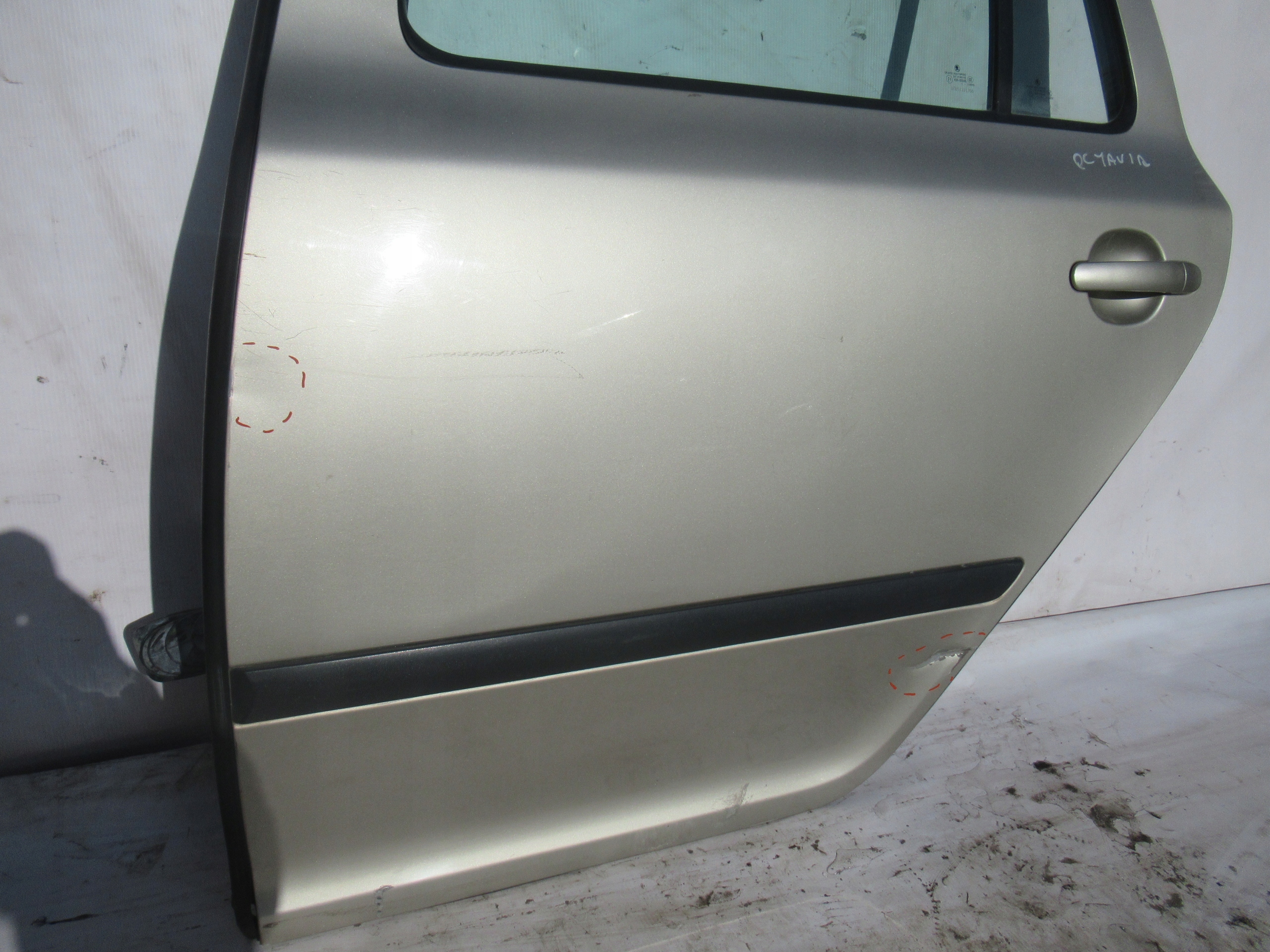 ĽAVÉ ZADNÉ DVERE SKODA OCTAVIA II 2 KOMBI 04-