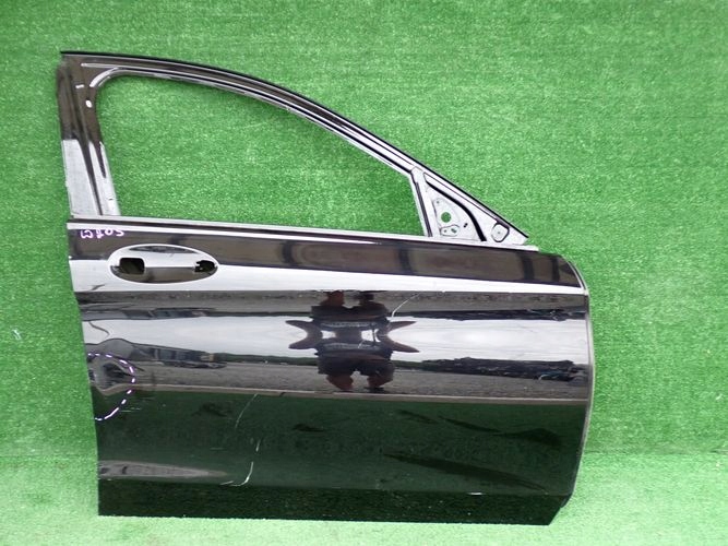 MERCEDES W205 C-KLASA PRAVE PREDNE DVERE