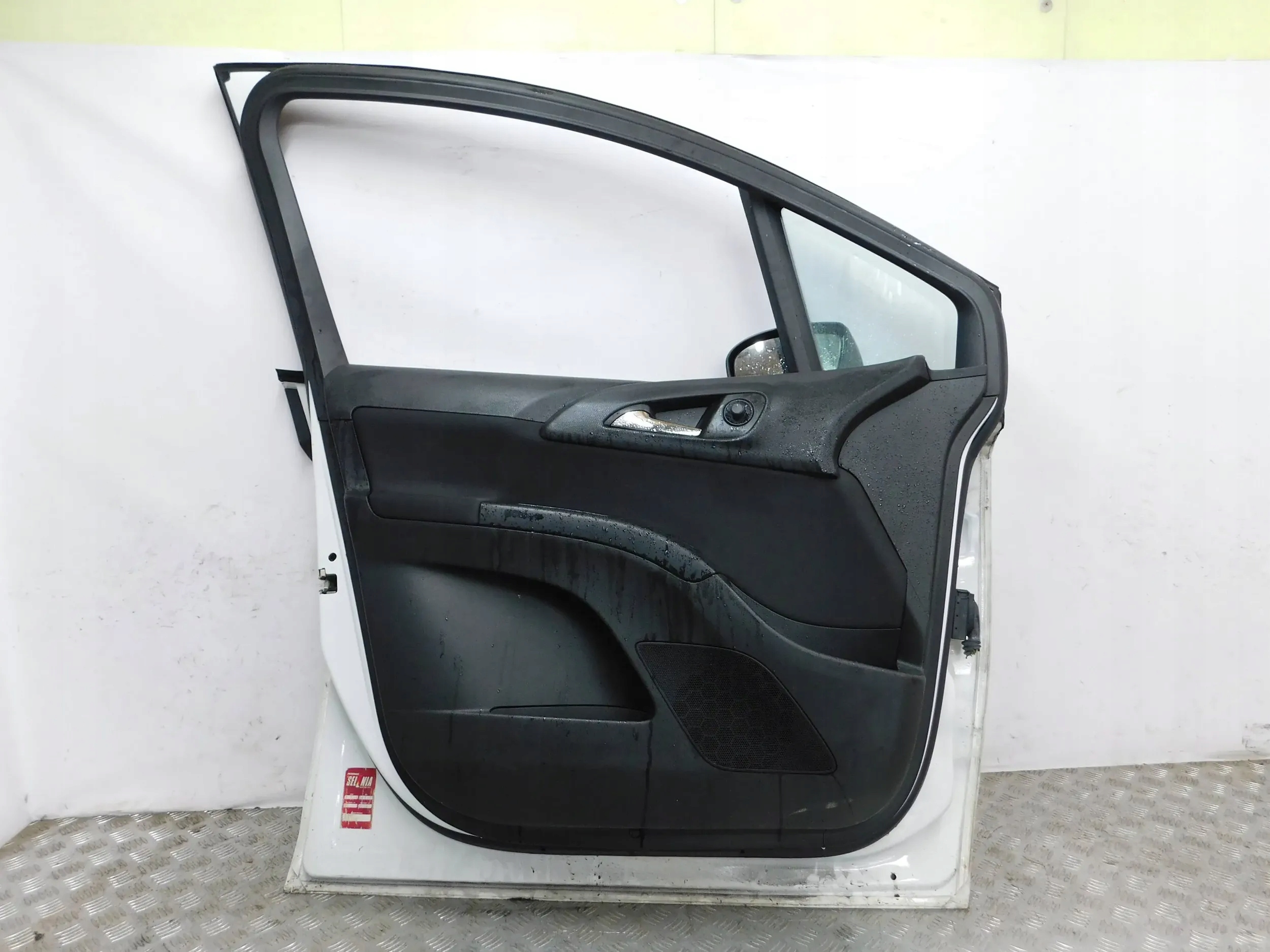 ĽAVÉ PREDNÉ DVERE OPEL MERIVA B