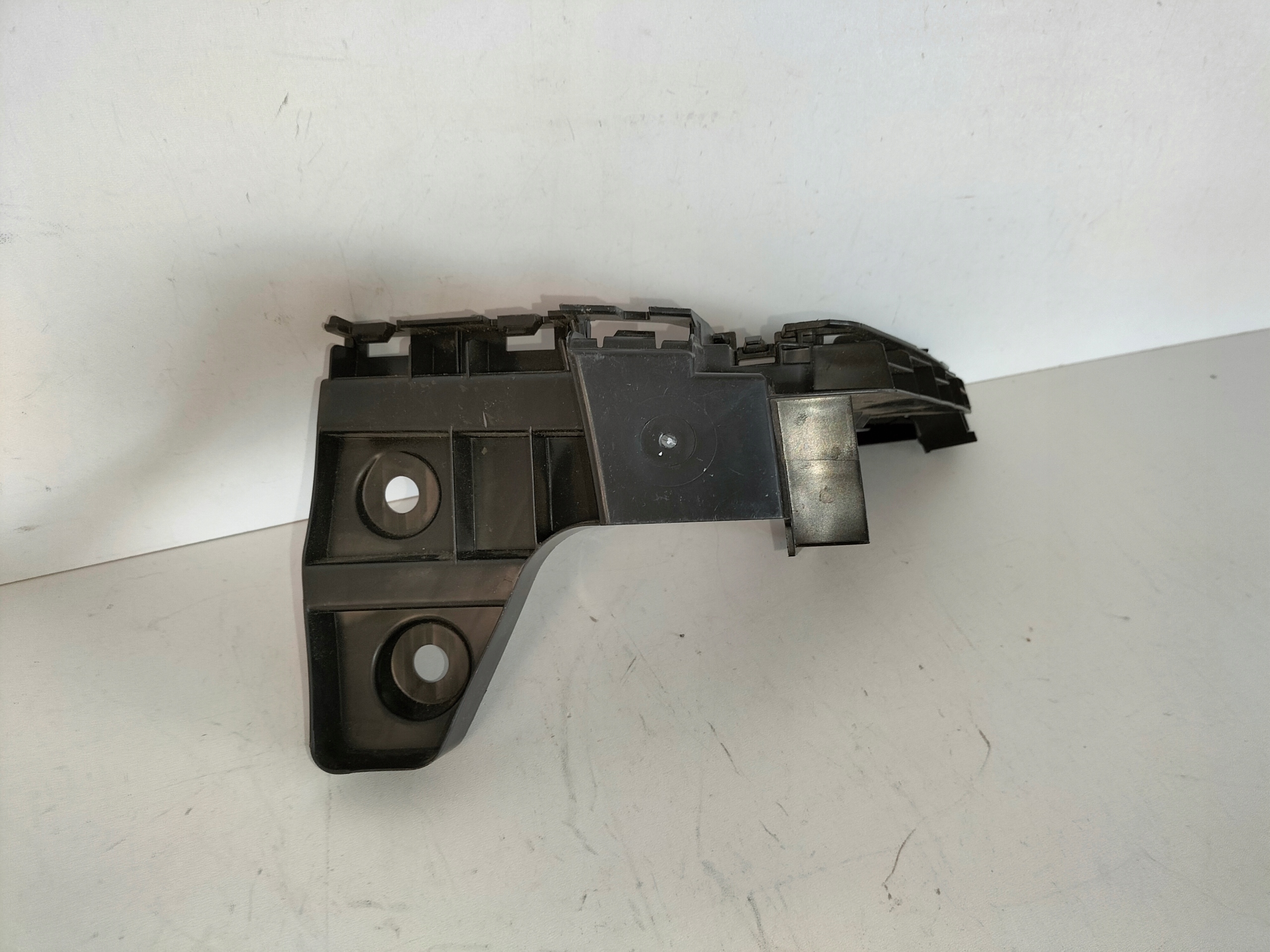 PRAVA LISTA ZADNEHO NARAZNIKA VW GOLF 8 VIII 20- HB