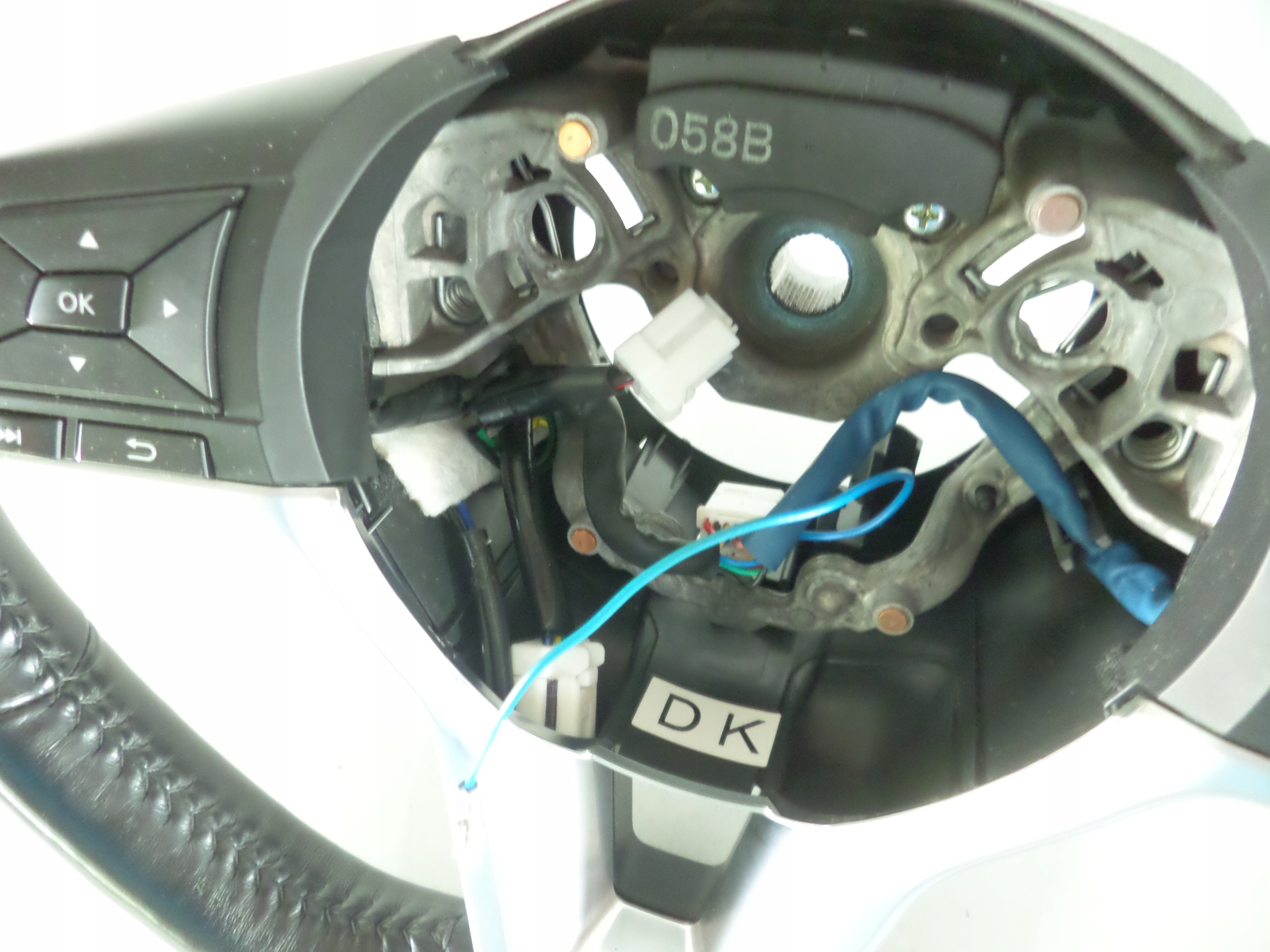MULTIFUNKCNY VOLANT NISSAN X-TRAIL T32 17-