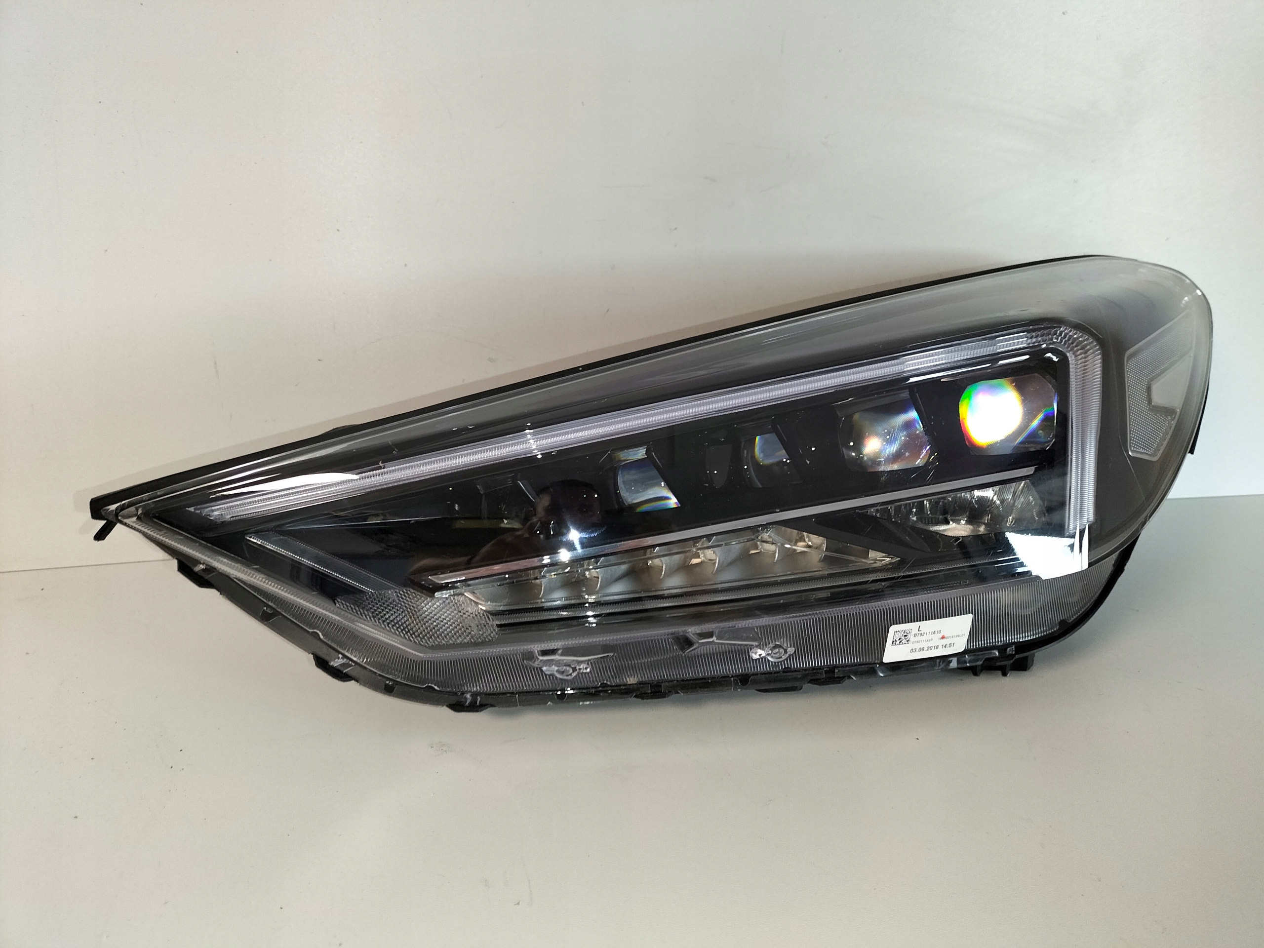 LAVE PREDNE SVETLO HYUNDAI TUCSON III LIFT 18- FULL LED