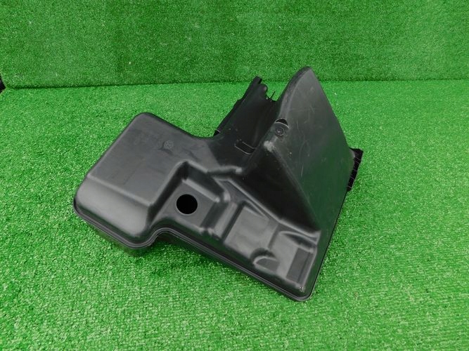 AUDI VW SEAT SKODA NÁDOBKA OSTREKOVAČOV