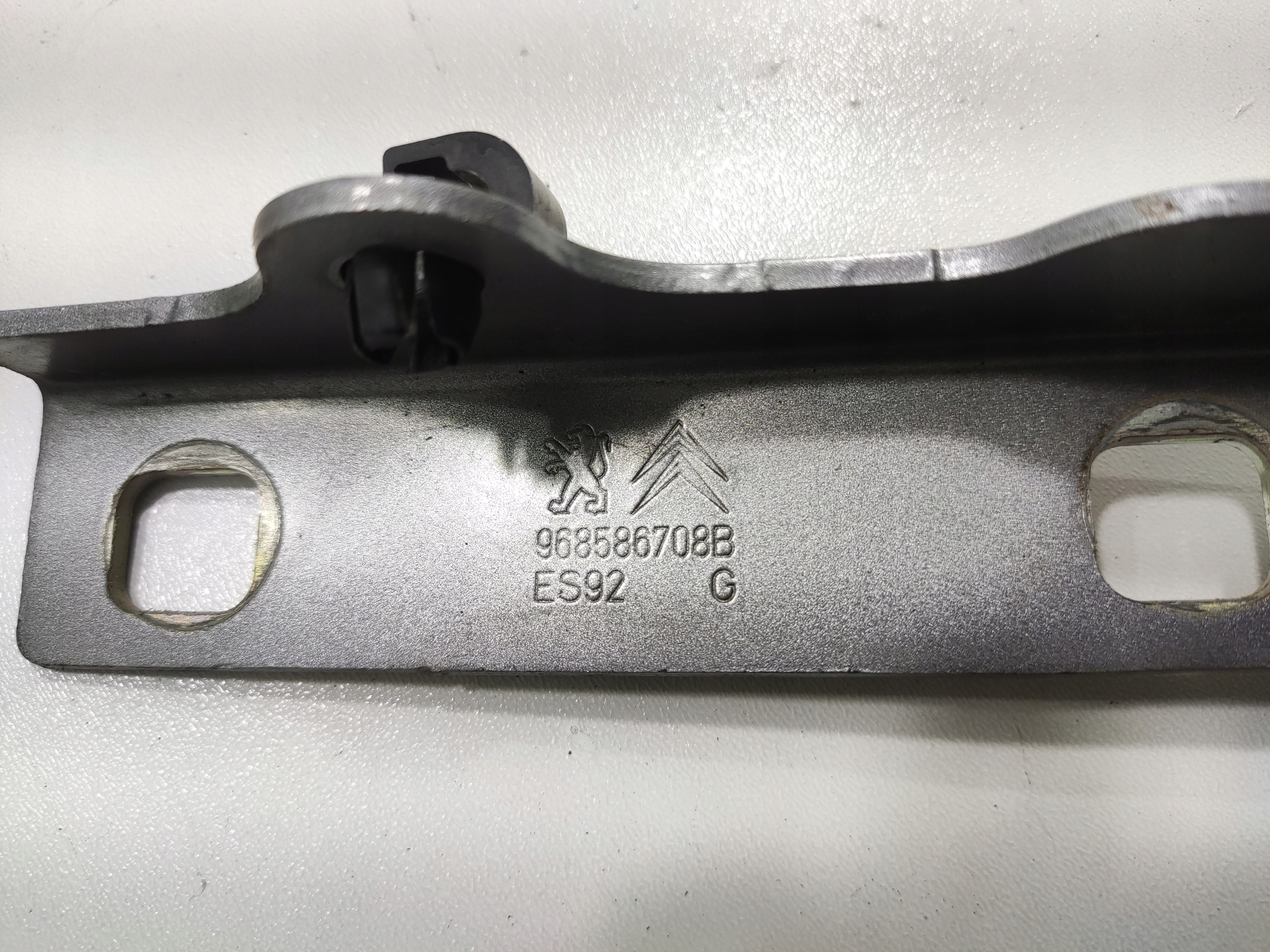 PANTY PREDNEJ KAPOTY KOMPLET PEUGEOT 5008 I 2013-2016 LIFT