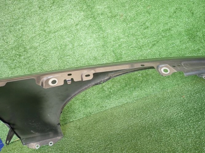AUDI A4 B9 LIFT 19- ĽAVÝ PREDNÝ BLATNÍK