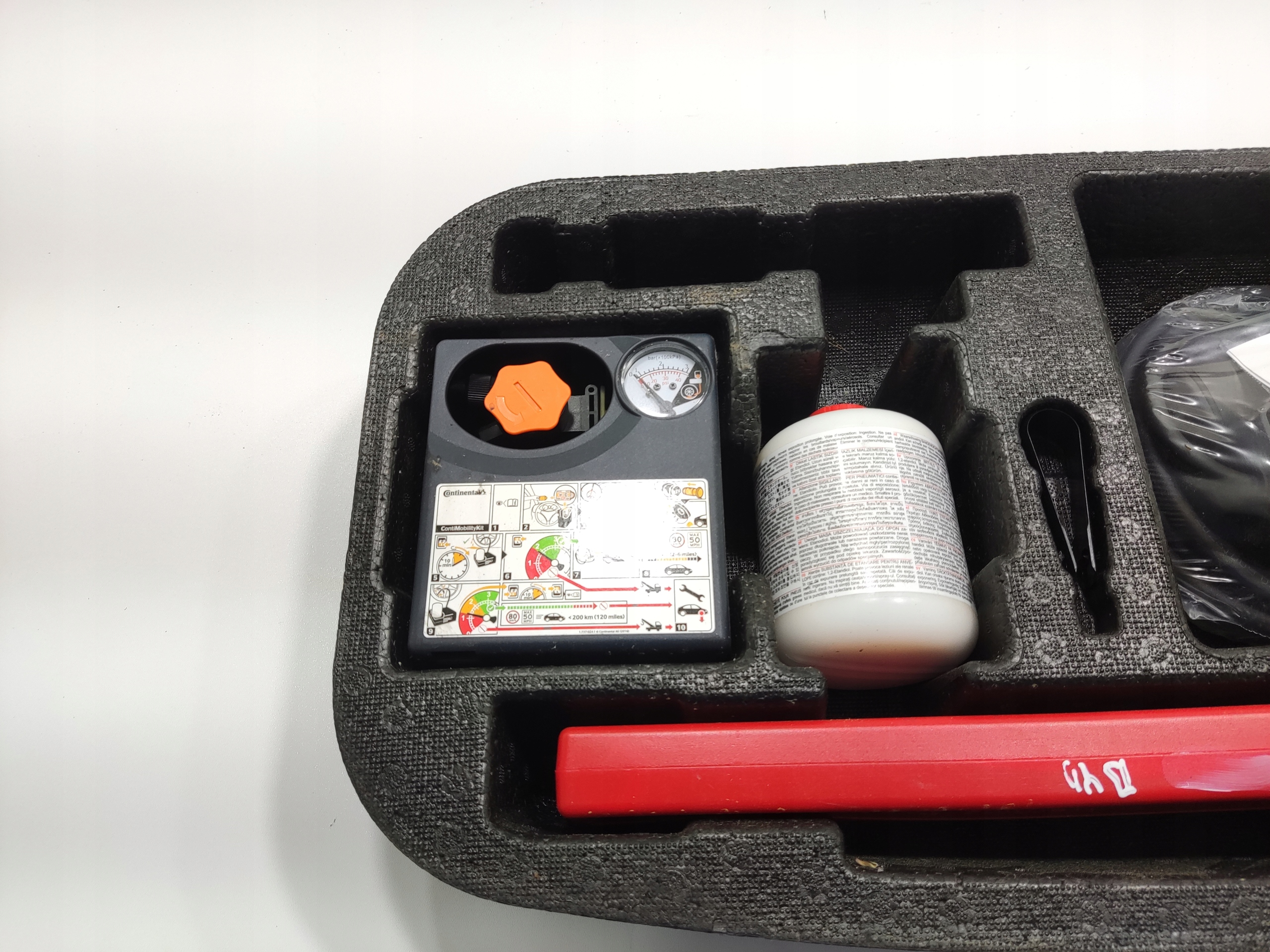 NOSIČ KOŁA ZDVIHÁK, SADA NÁRADIA KOMPRESOR KOLIES BYD SEAL 2024-25 EKEA-5608051