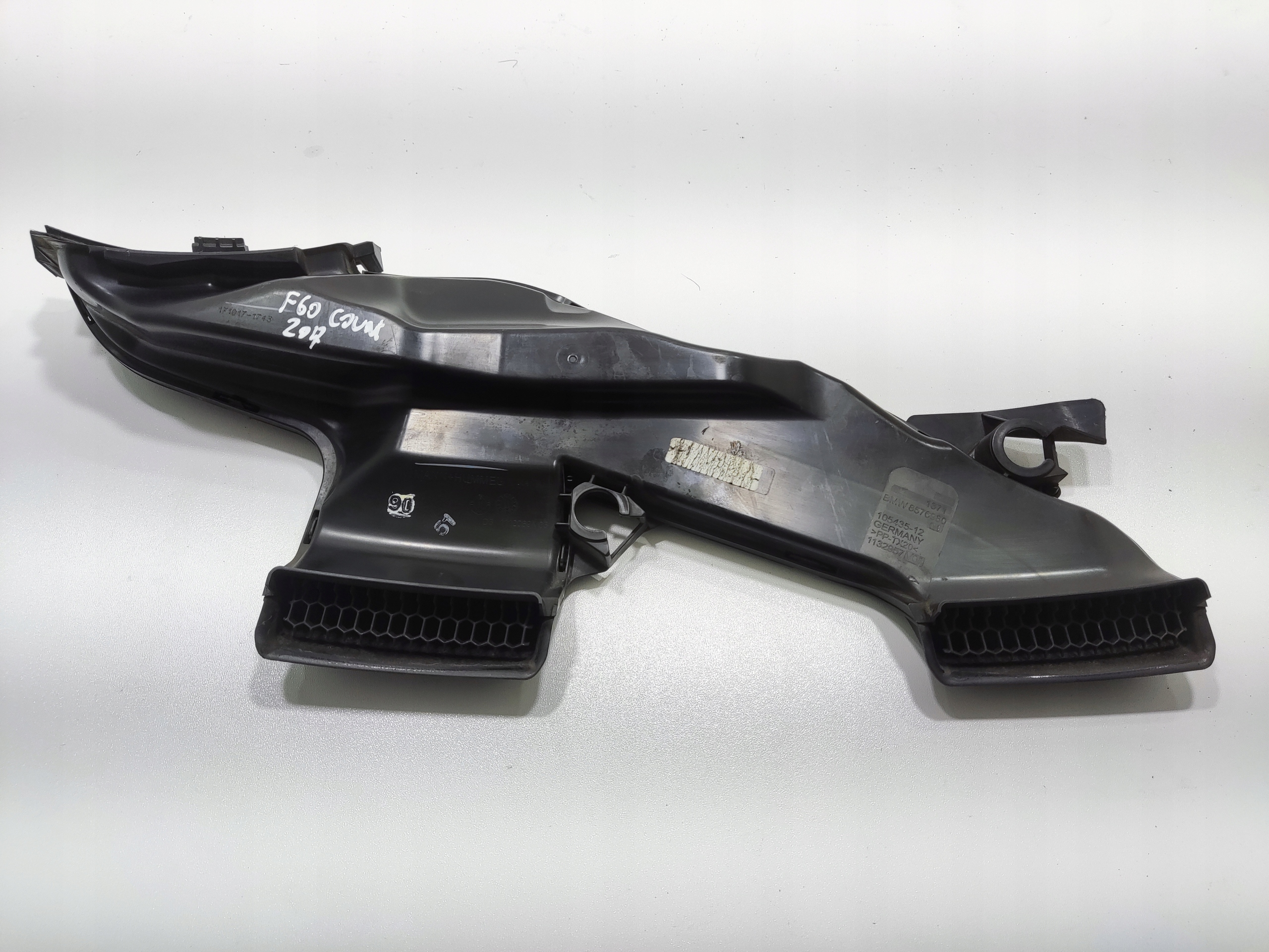 HADICA NASAVANIE VZDUCHU MINI COUNTRYMAN F60 2016-2020 8576980