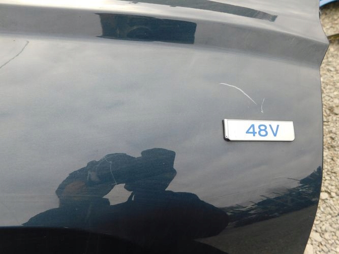 HYUNDAI TUCSON IV 20- ĽAVÝ PREDNÝ BLATNÍK