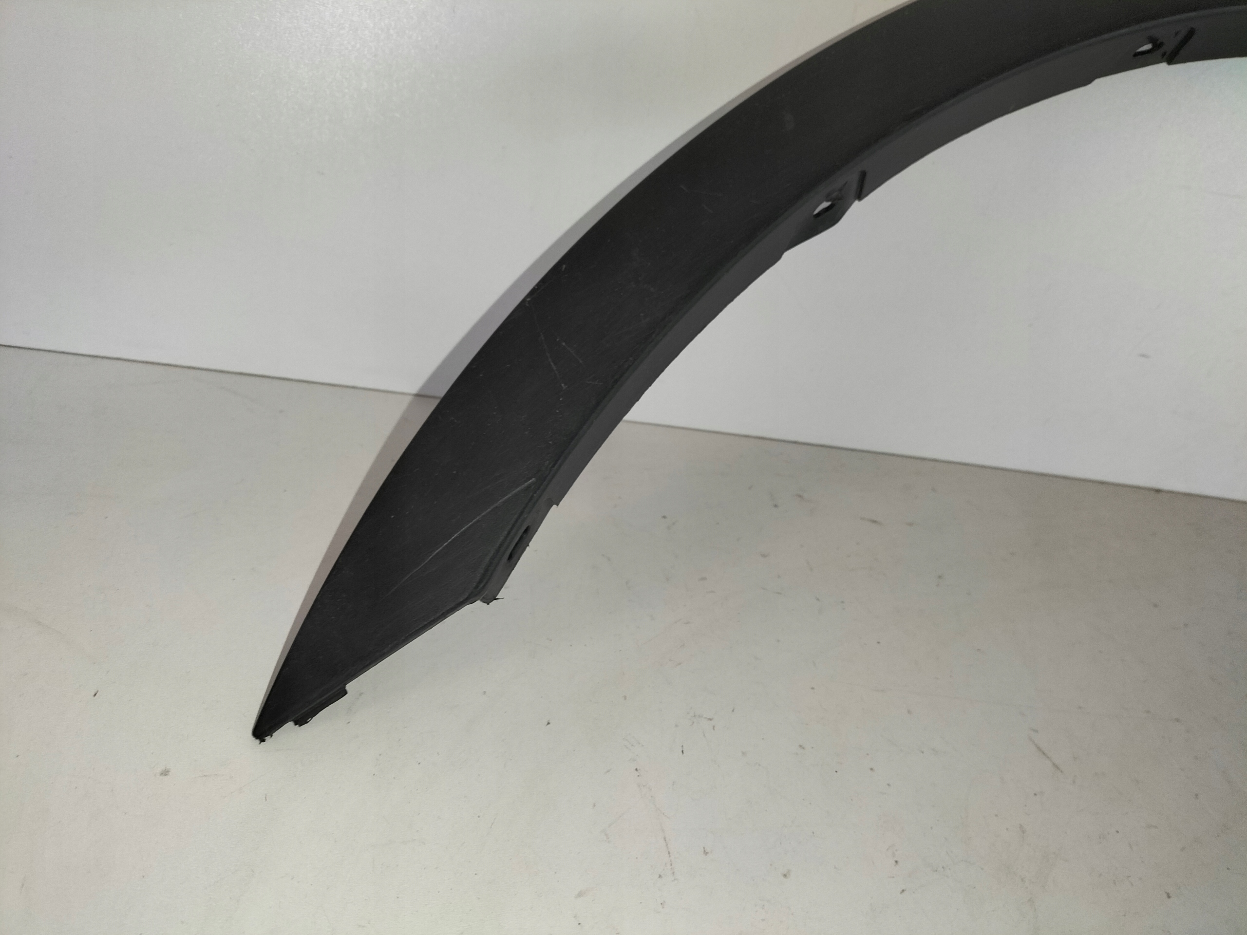 LIŠTA ĽAVÉHO PREDNÉHO BLATNÍKA BMW X3 E83 03-