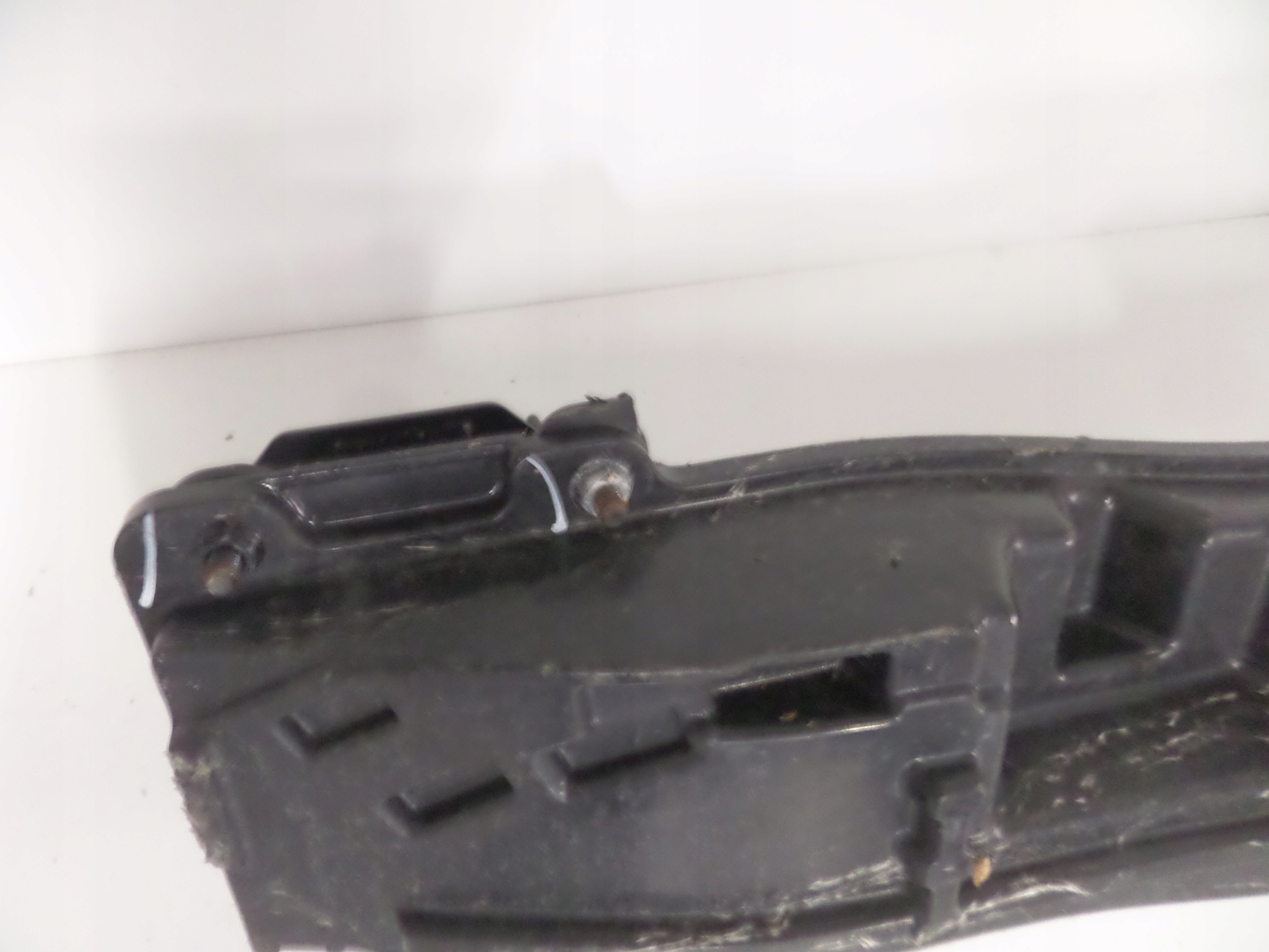 ZADNA VYSTUHA HYUNDAI TUCSON IV 20-