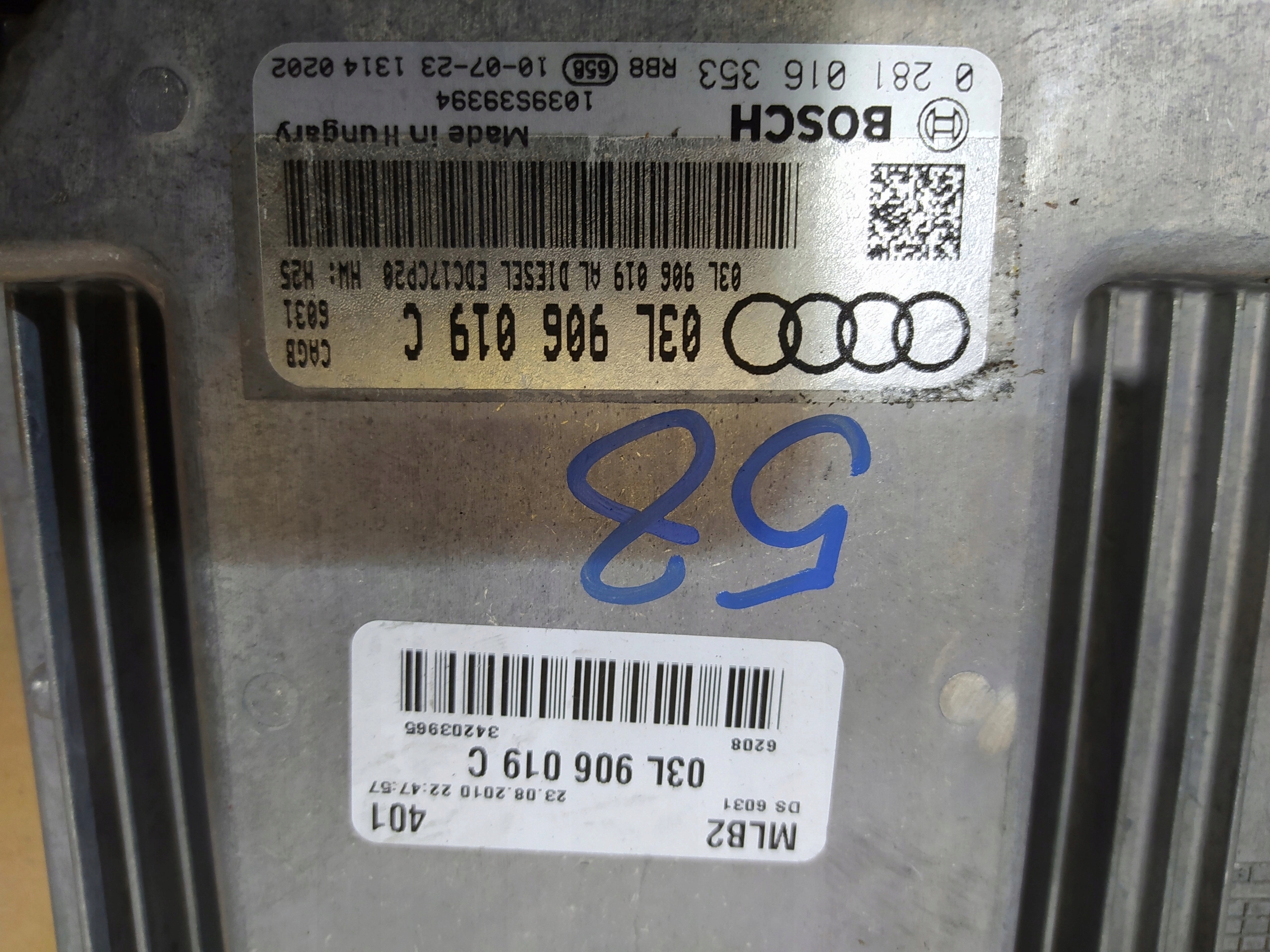 AUDI A4 B8 2.0 TDI RIADIACA JEDNOTKA MOTORA 03L906019C