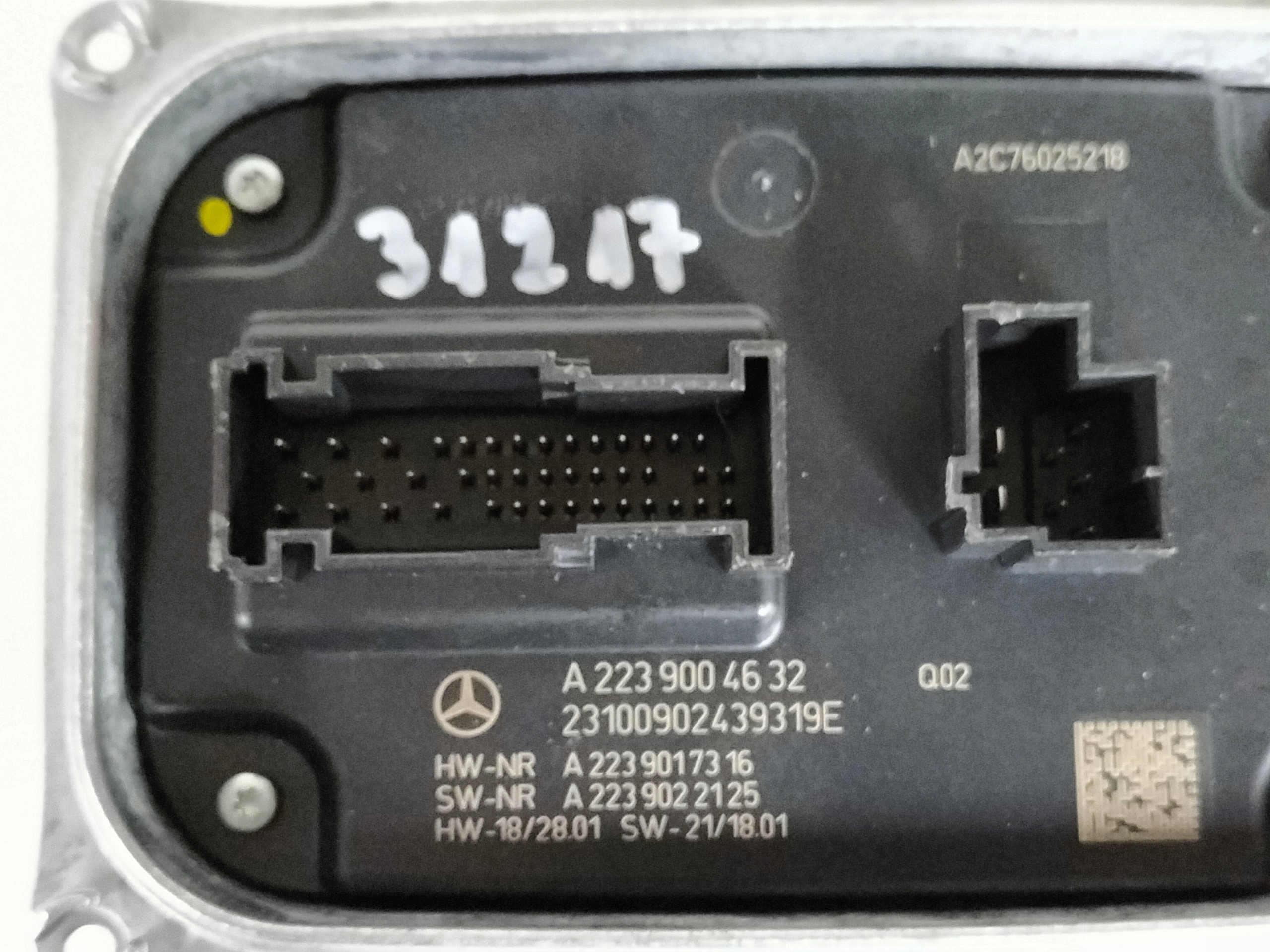 MENIČ NAPÄTIA MODUL LED MERCEDES A2239004632