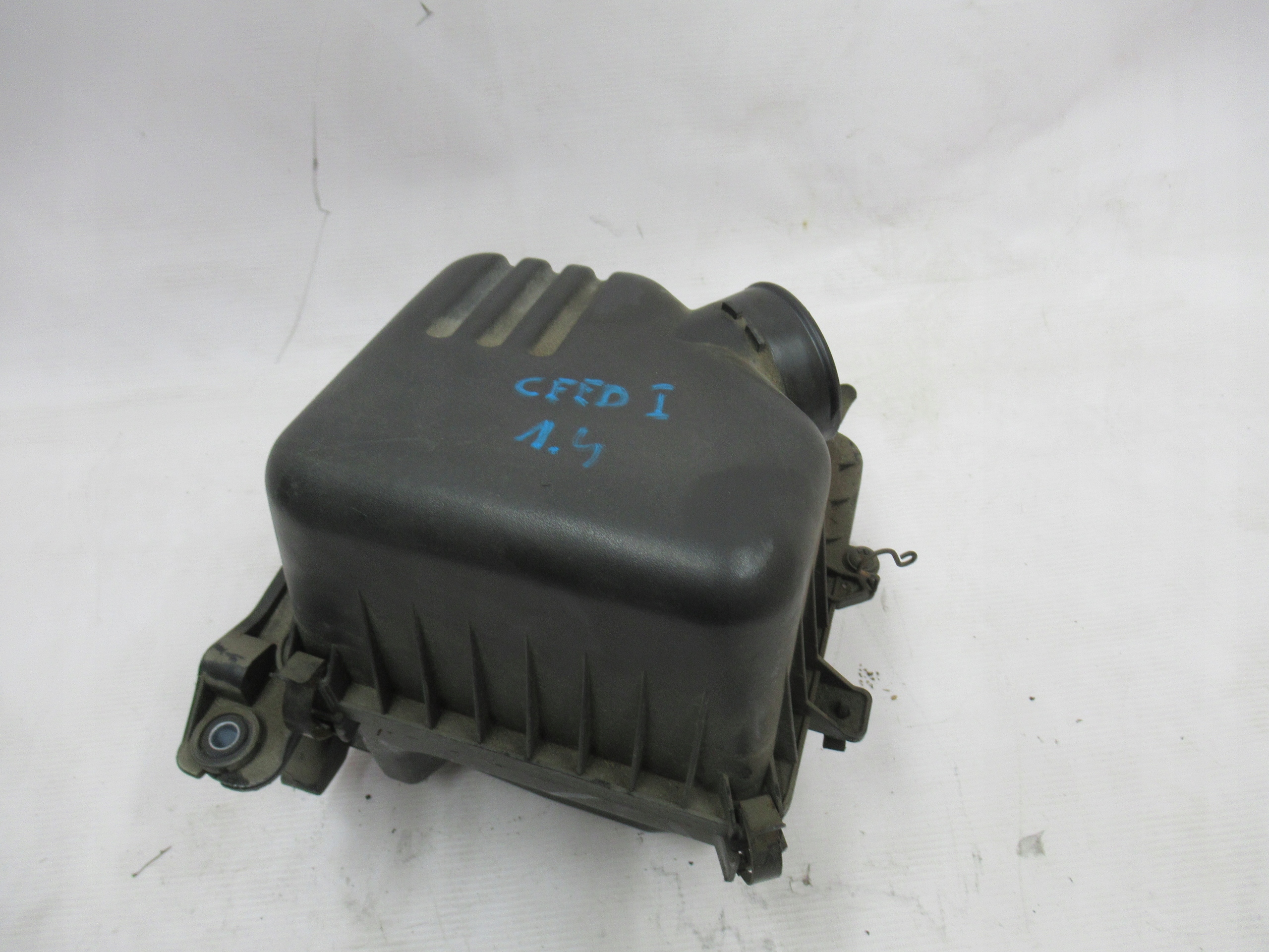 OBAL VZDUCHOVÉHO FILTERA KIA CEED I 1.4 16V