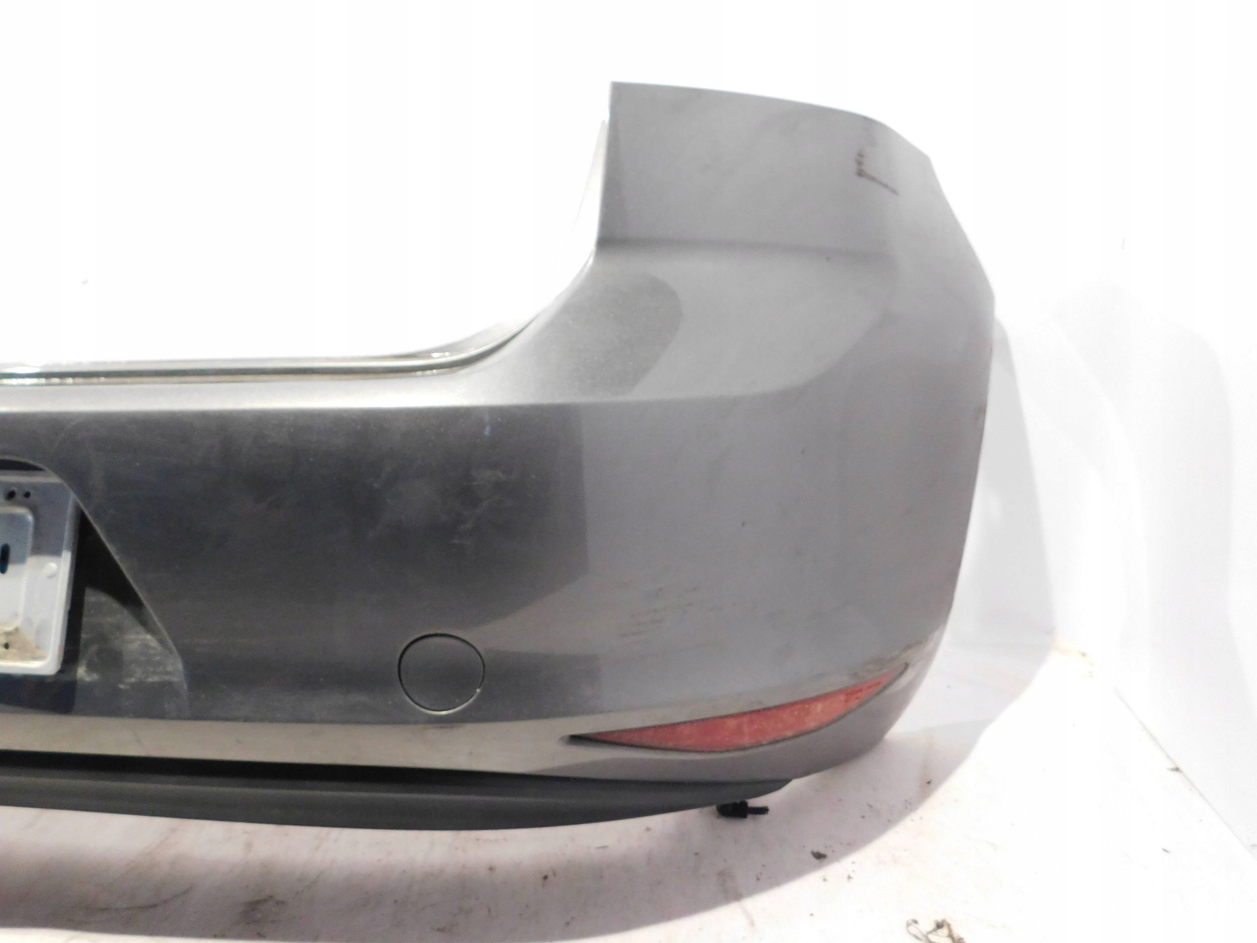 ZADNÝ NÁRAZNÍK VW GOLF VII 7 HB