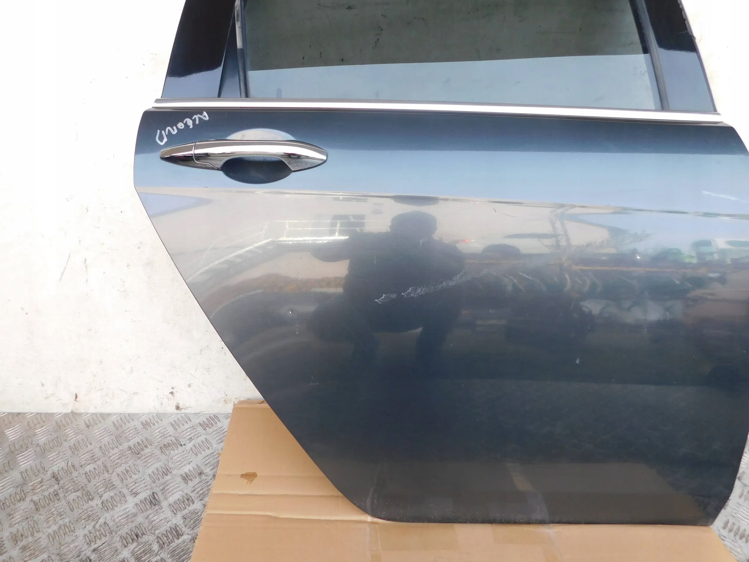 PRAVE ZADNE DVERE HONDA ACCORD VII KOMBI