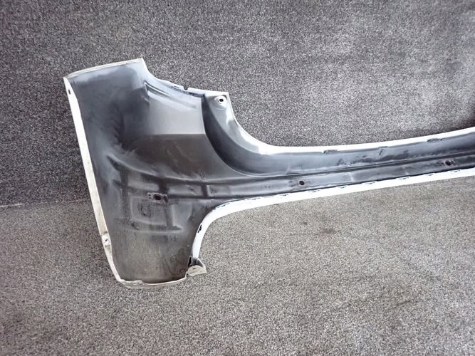 TOYOTA YARIS IV ZADNÝ NÁRAZNÍK