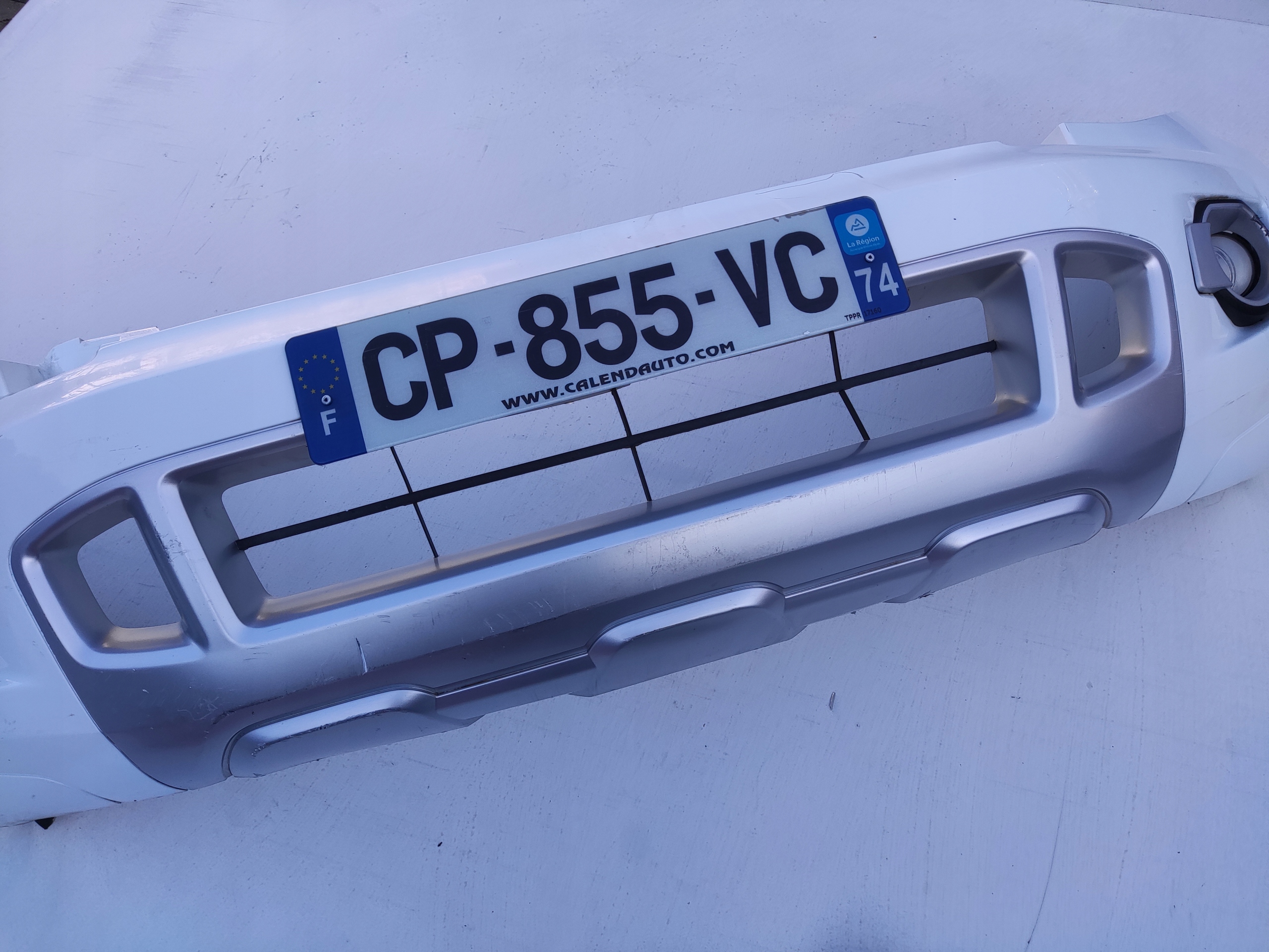 PREDNÝ NÁRAZNÍK KOMPLETNY FORD RANGER V 2012-2015