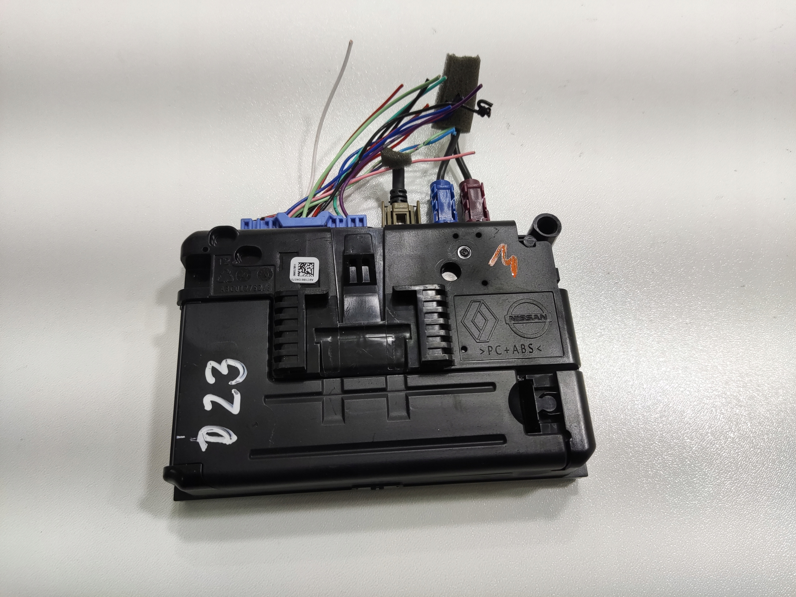 MODUL RIADIACA JEDNOTKA KOMFORTU NISSAN NAVARA IV D23 NP300 282755SN0E 2015-2022