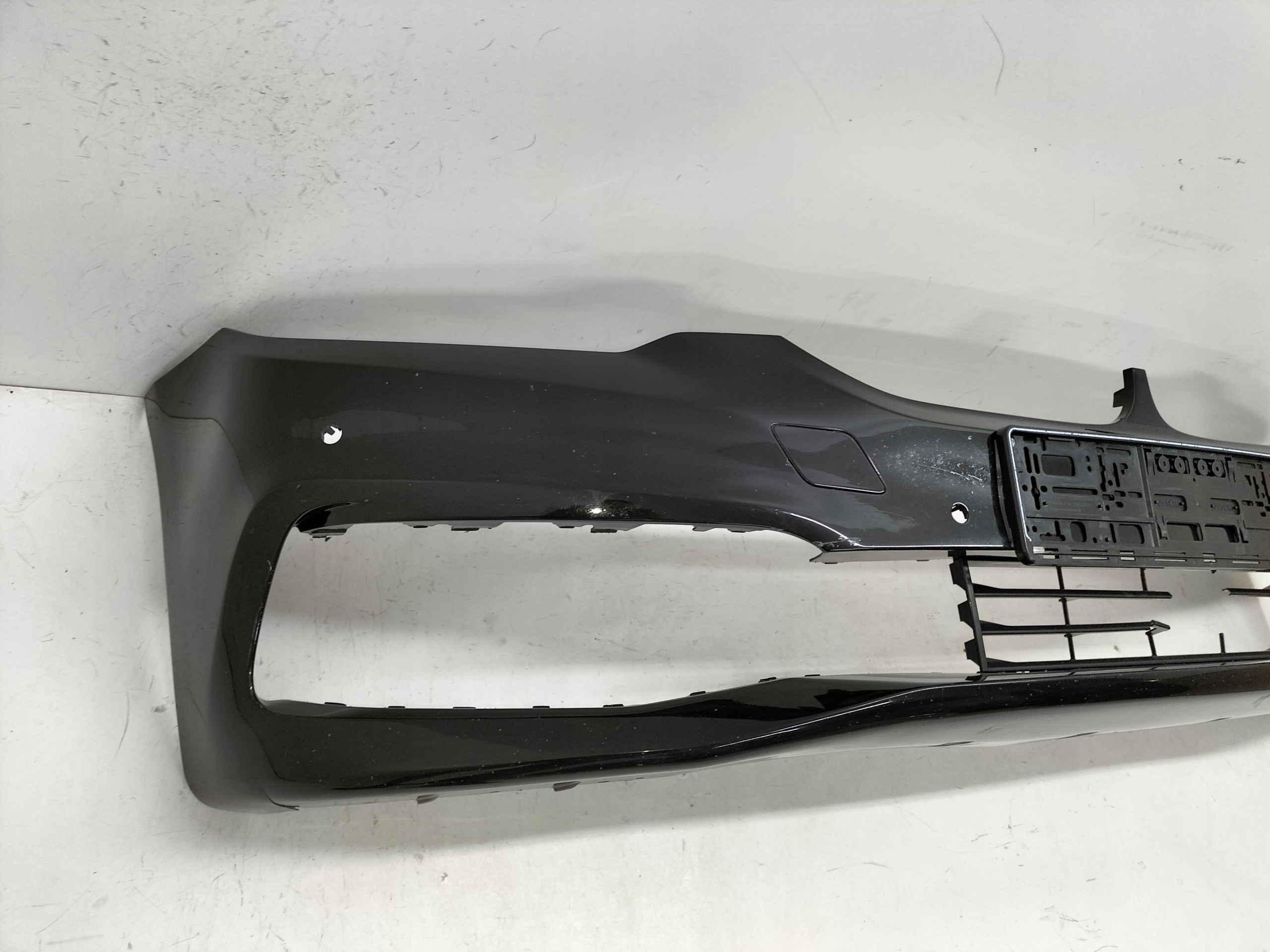 PREDNÝ NÁRAZNÍK BMW 5 G30 G31 17-20