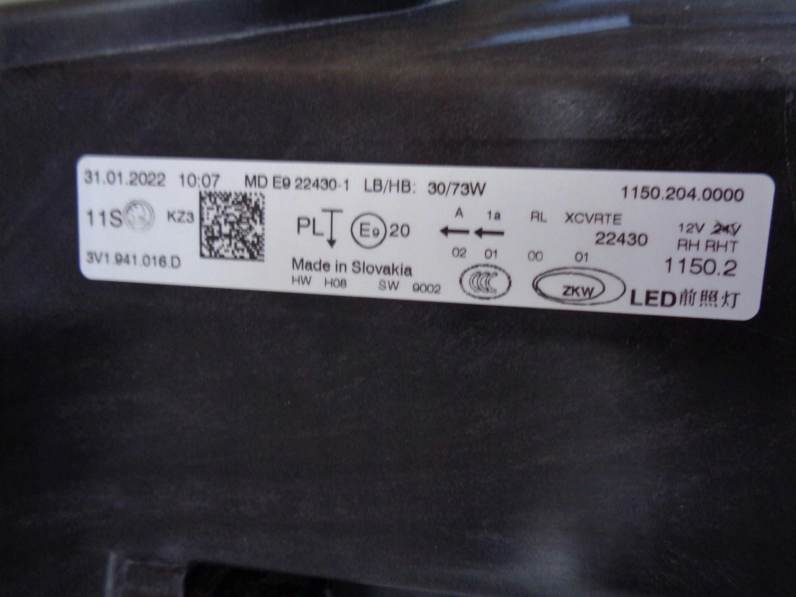 PRAVÉ SVETLO SKODA SUPERB III 3V 19- LIFT FULL LED