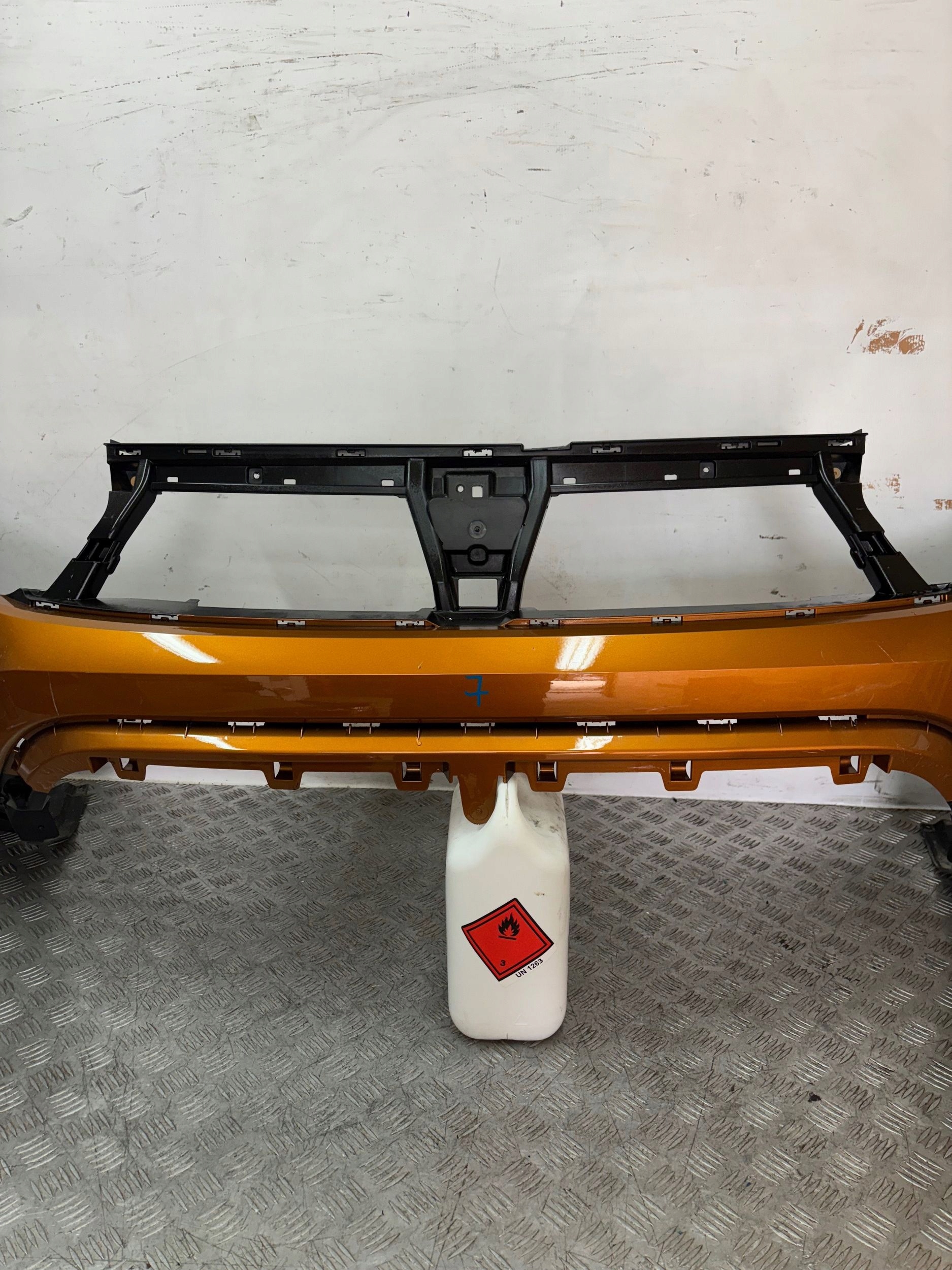 PREDNÝ NÁRAZNÍK DACIA DUSTER II 2 17-