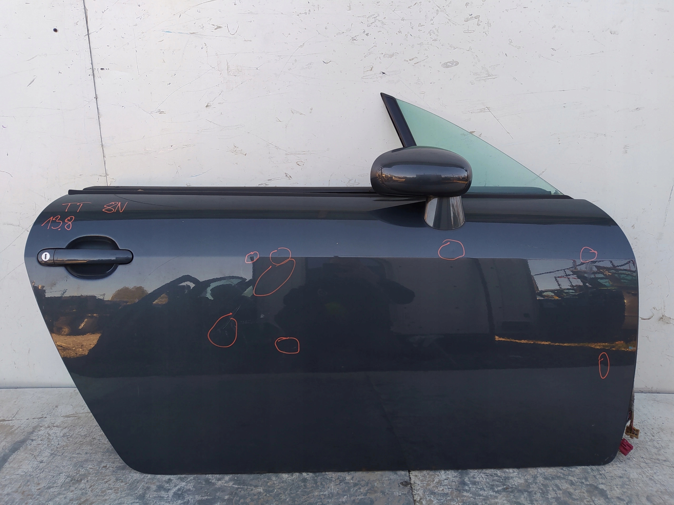 AUDI TT 8N PRAVE PREDNE DVERE