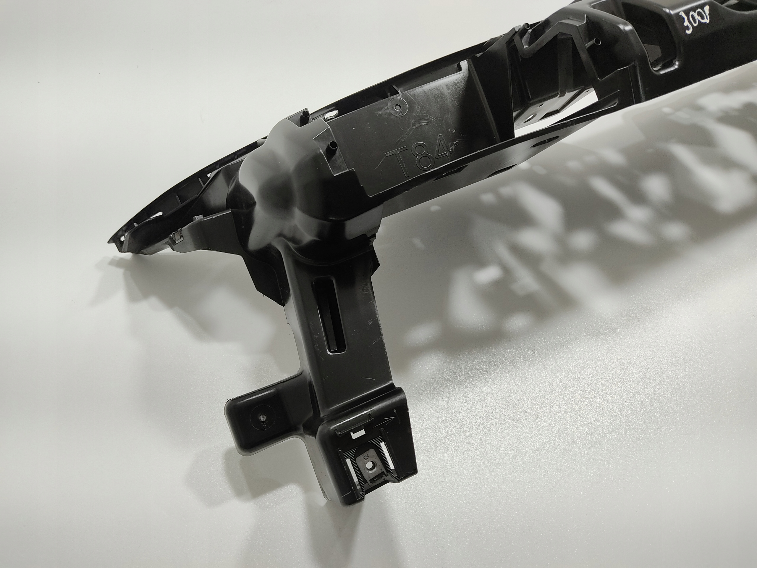 VÝSTUHA CZOŁOWE NÁRAZNÍKA PREDNA POD NÁRAZNÍK PEUGEOT 3008 I 9685142780