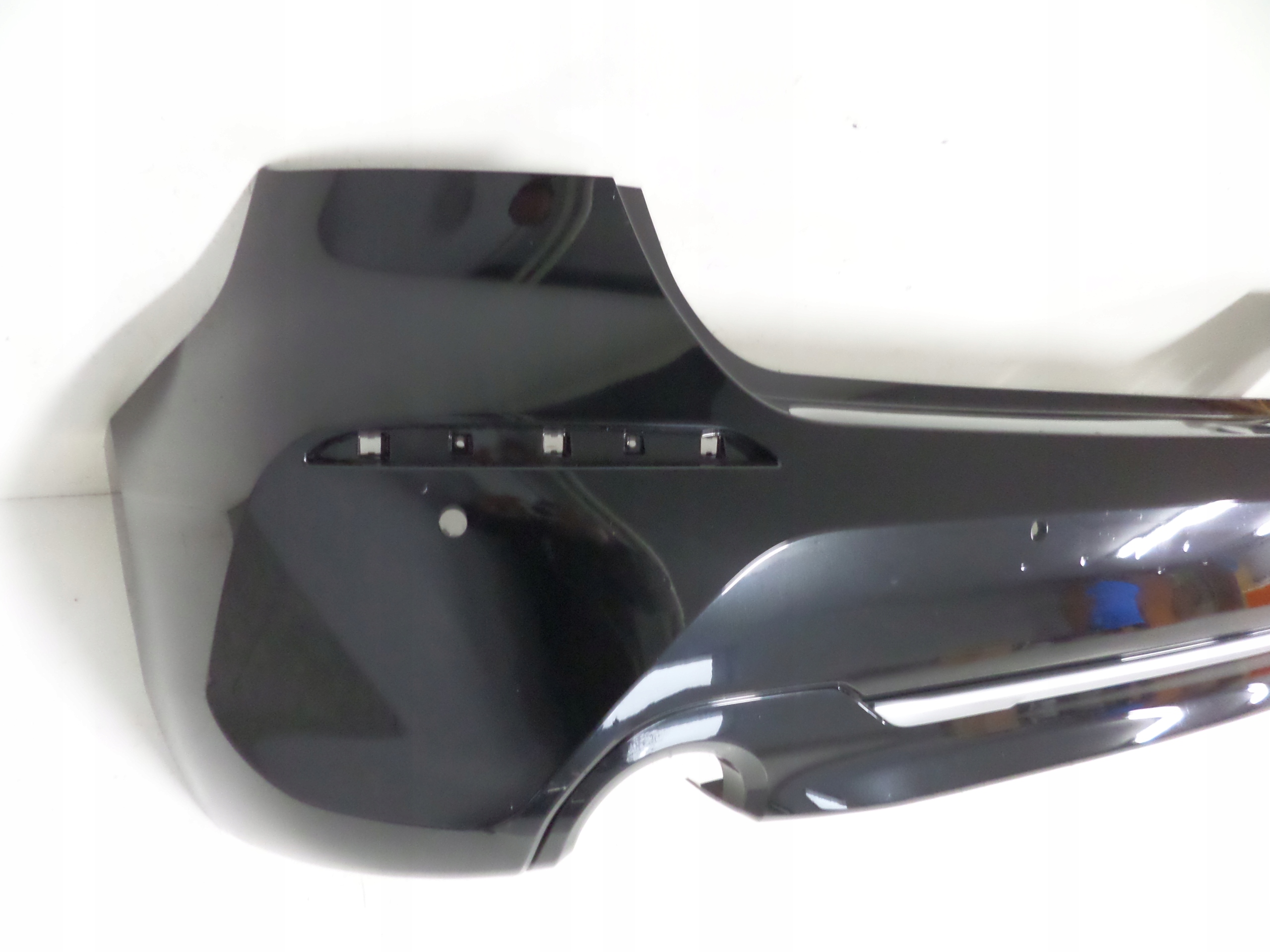 ZADNÝ NÁRAZNÍK BMW 1 F40 19- SPORT LINE