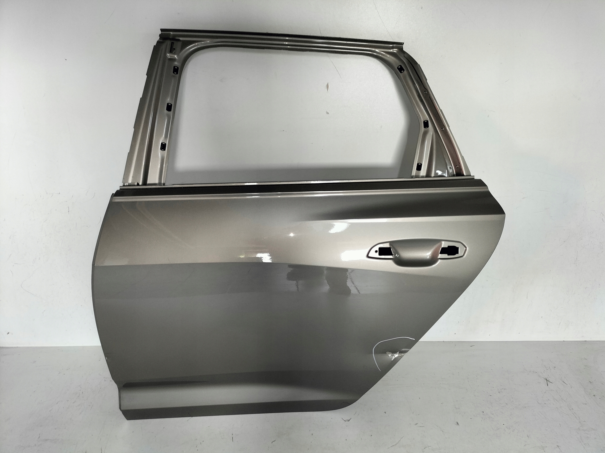 LAVE ZADNE DVERE AUDI A6 C8 18- KOMBI