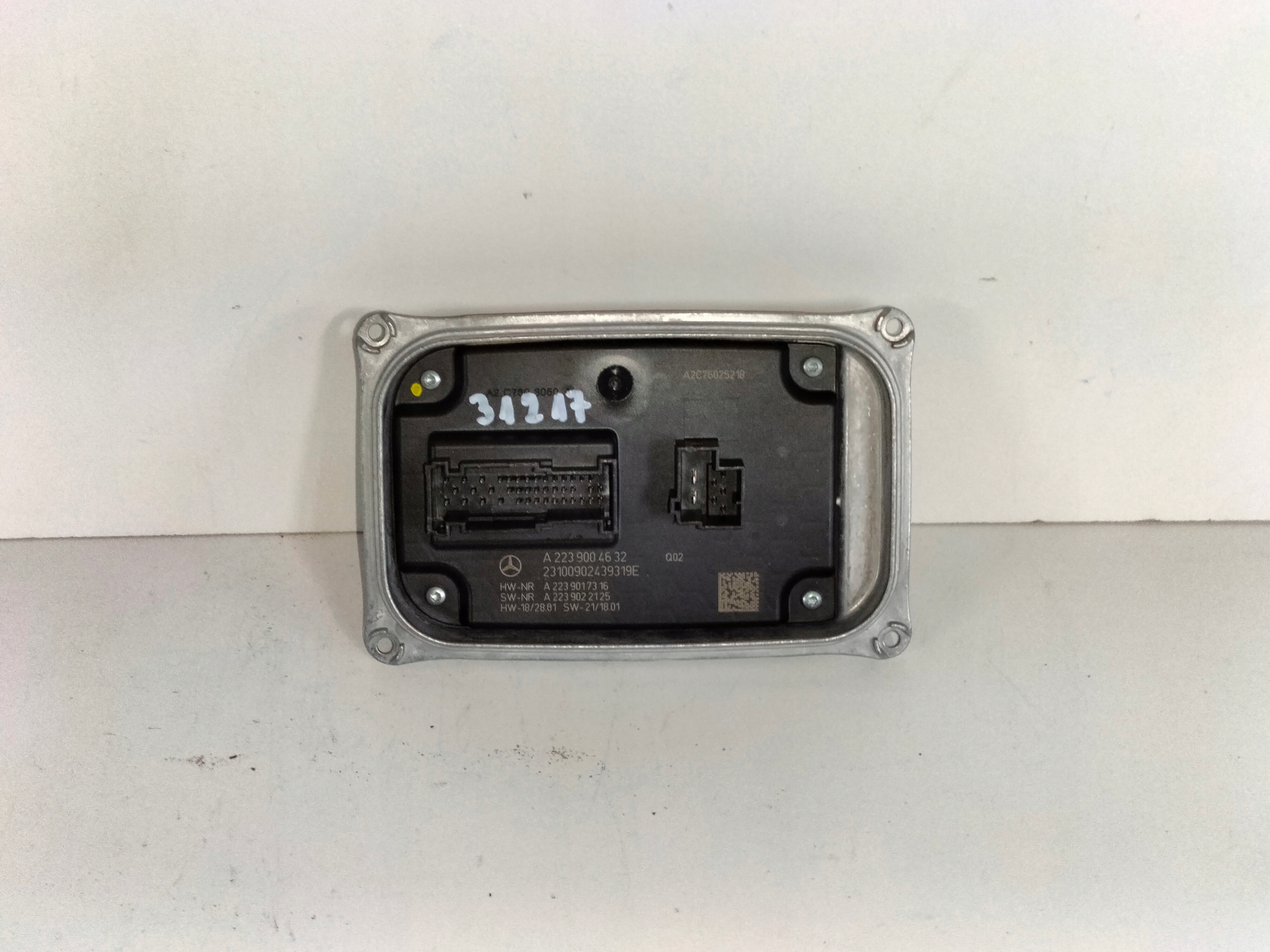 MENIČ NAPÄTIA MODUL LED MERCEDES A2239004632
