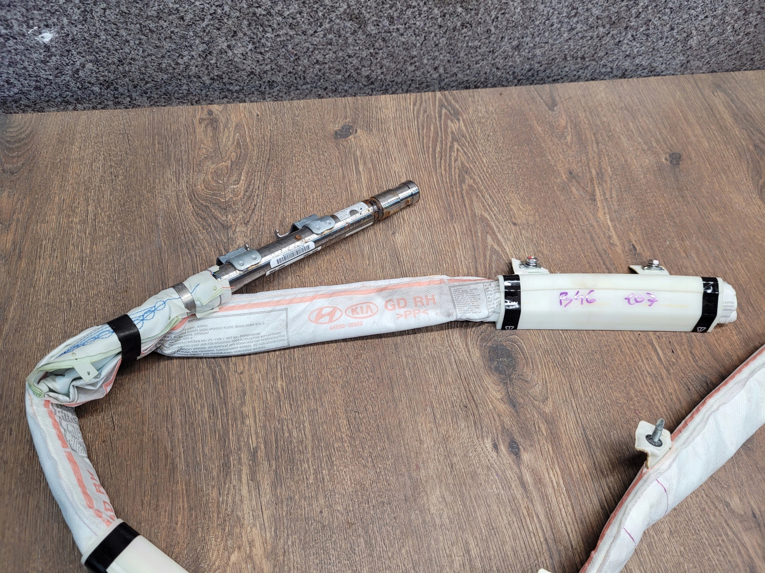 HYUNDAI I30 II 012-016 PRAVY STROPNY AIRBAG 85020-A6000