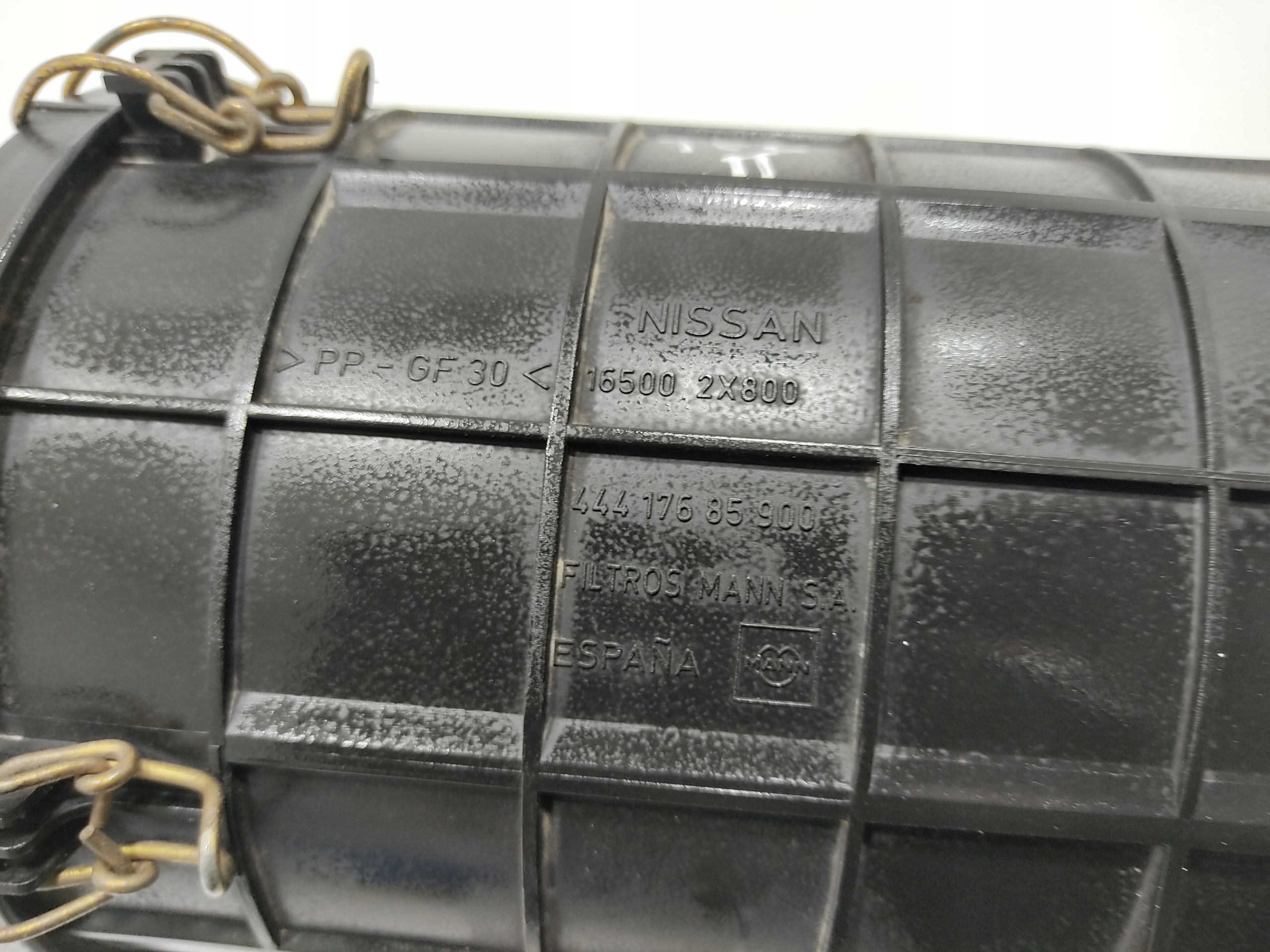 OBAL VZDUCHOVÉHO FILTERA NISSAN TERRANO II 3.0 TD DI 165002X800 1996-2003
