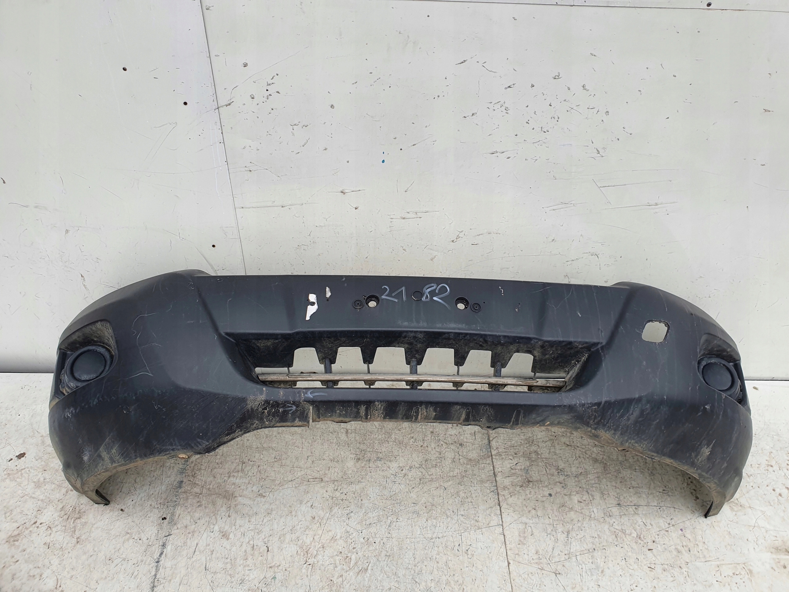FORD TRANSIT MK8 PREDNÝ NÁRAZNÍK