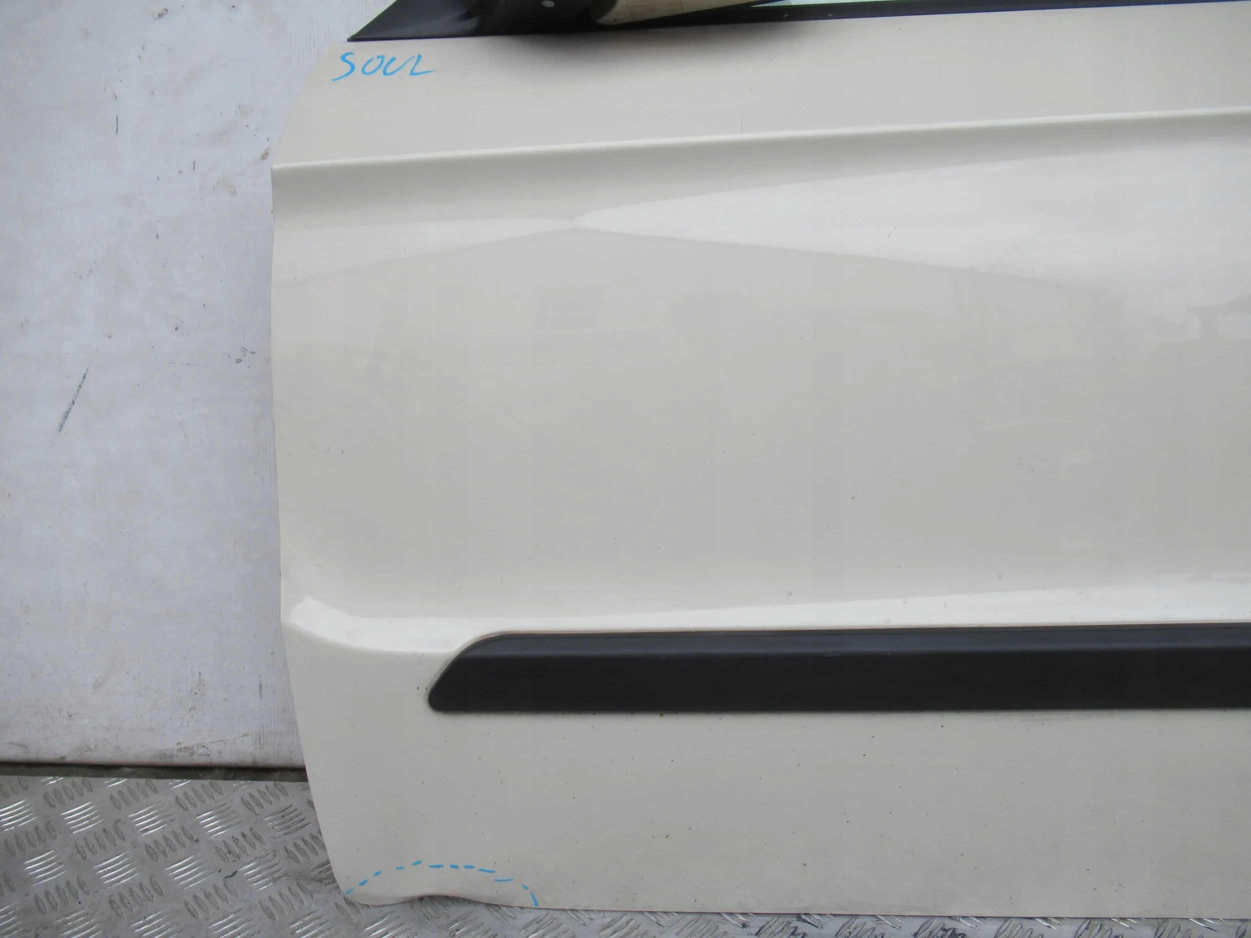 ĽAVÉ PREDNÉ DVERE KIA SOUL I