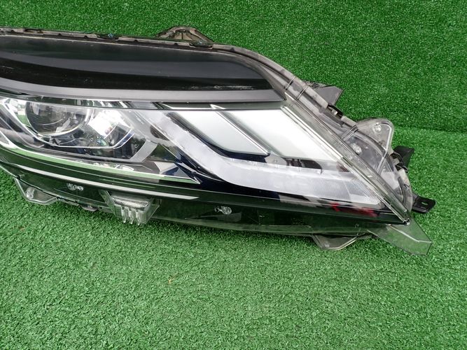 MITSUBISHI L200 FULL LED 19- PRAVE PREDNE SVETLO