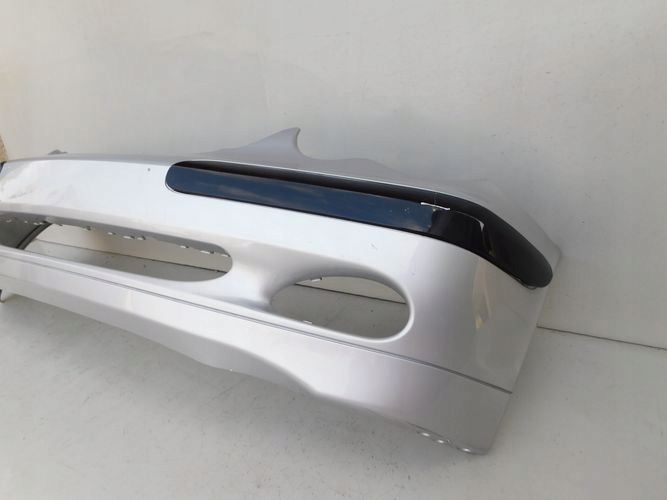 MERCEDES W203 C-KLASA 00-04 PREDNÝ NÁRAZNÍK