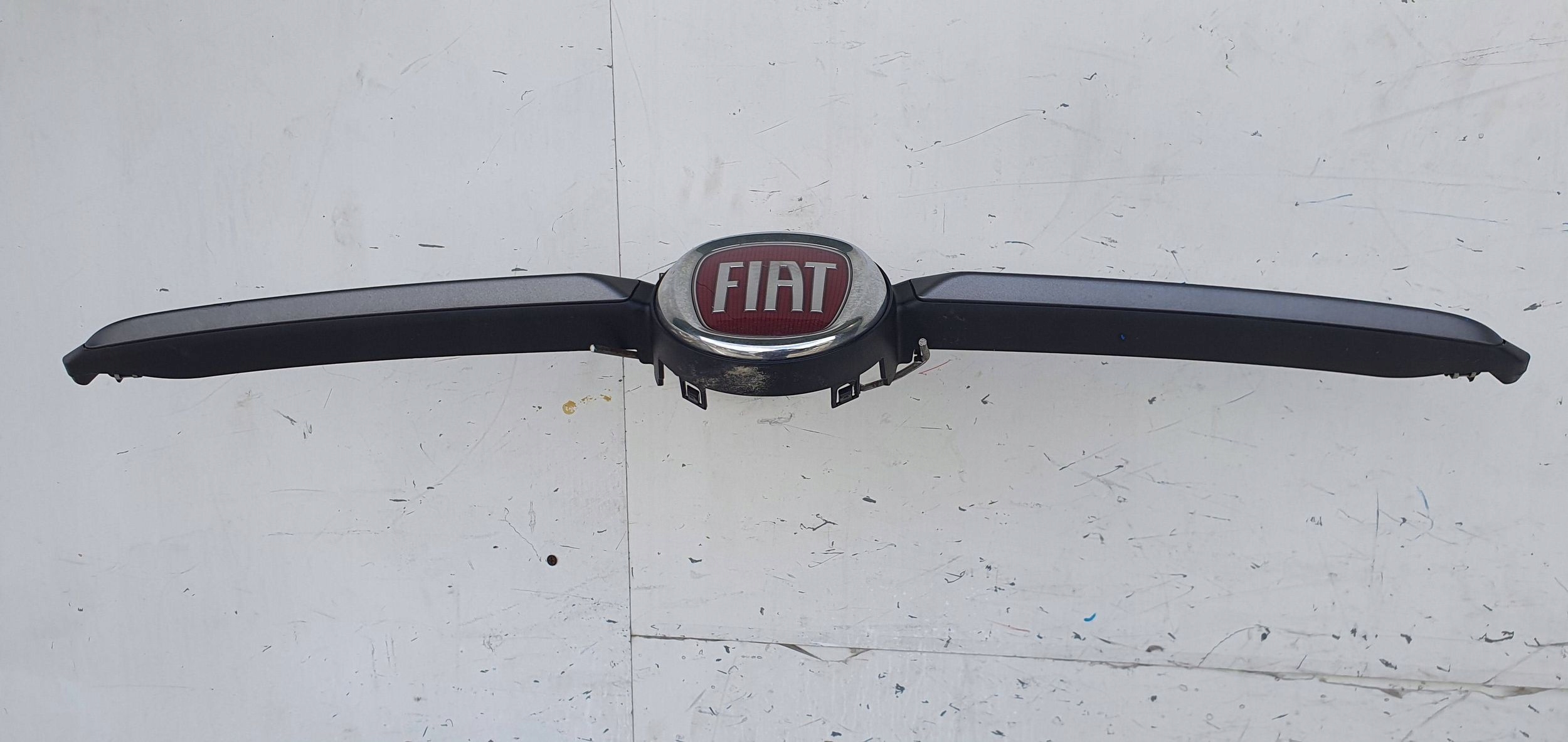 Fiat 500X 735692166 MASKA  MRIEZKA LISTA CHLADIČA