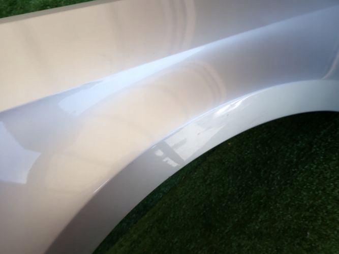 VW PASSAT B7 PRAVY PREDNY BLATNIK