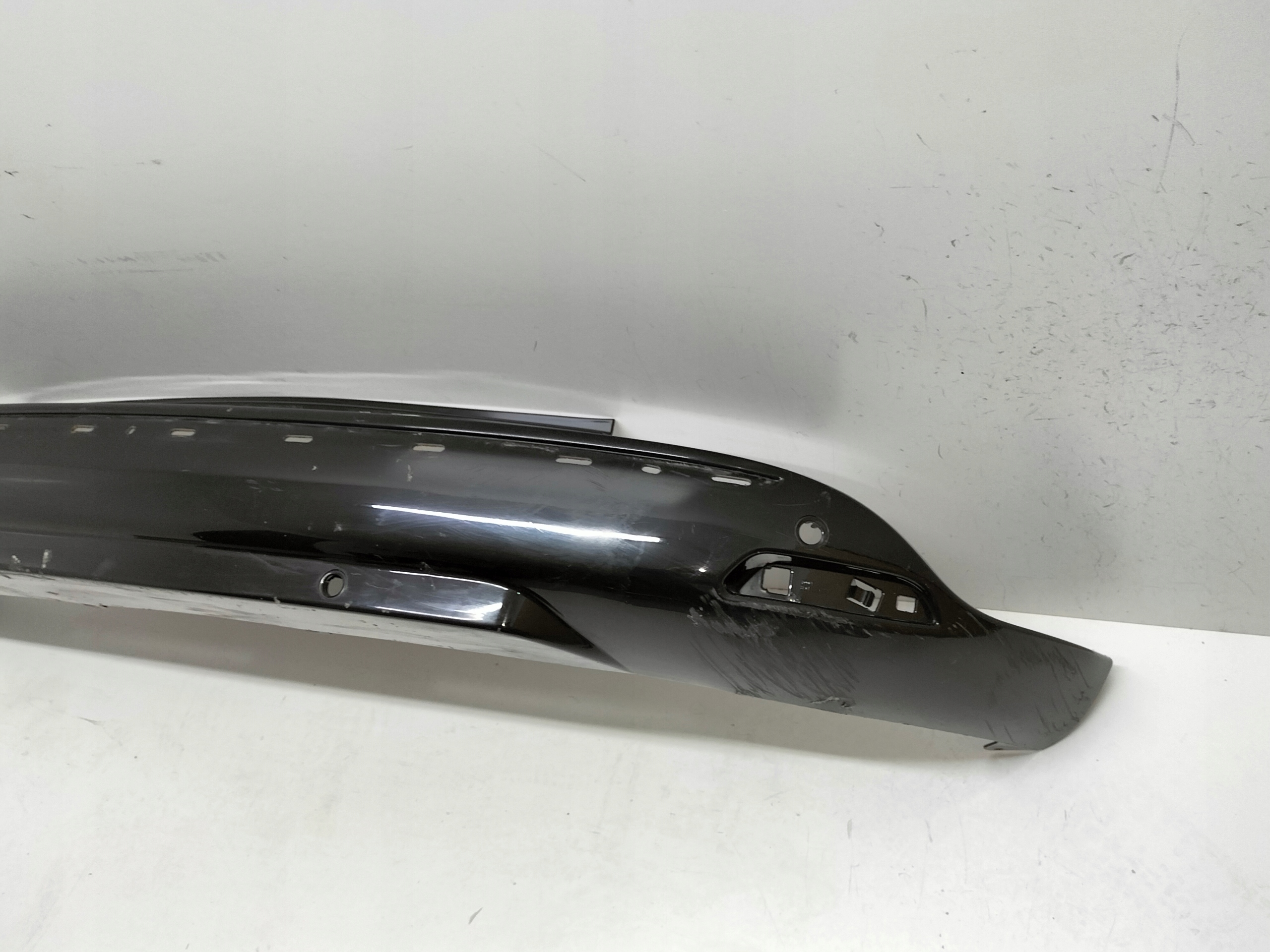 ZADNÝ NÁRAZNÍK RENAULT CLIO 4 IV 12- KOMBI
